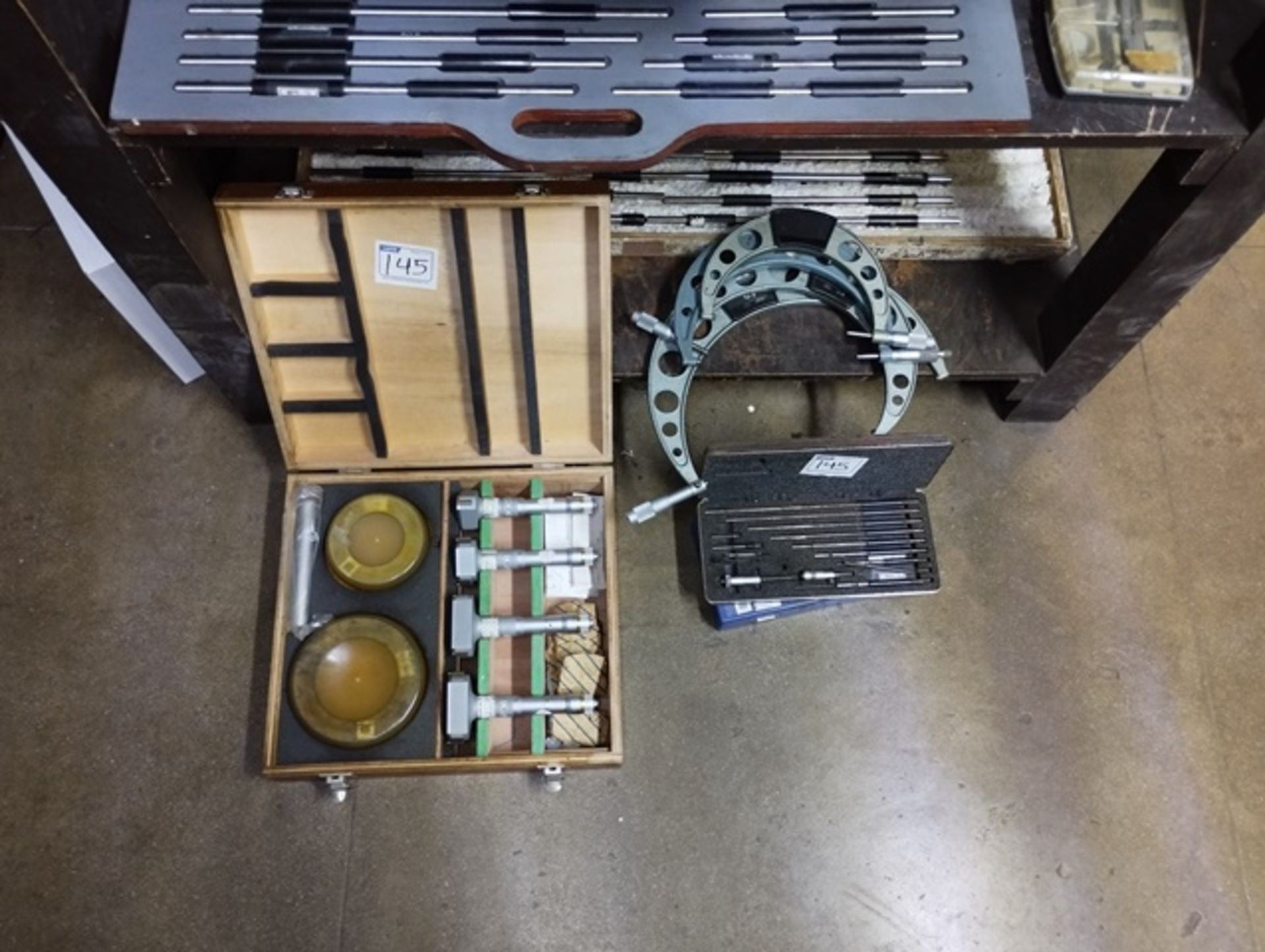 LOT OF MEASURING EQUIPMENT - Image 6 of 12