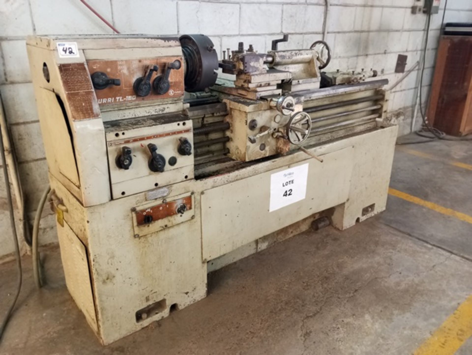 HORIZONTAL LATHE