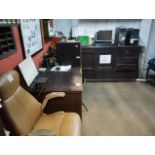 LOT OF OFFICE FURNITURE