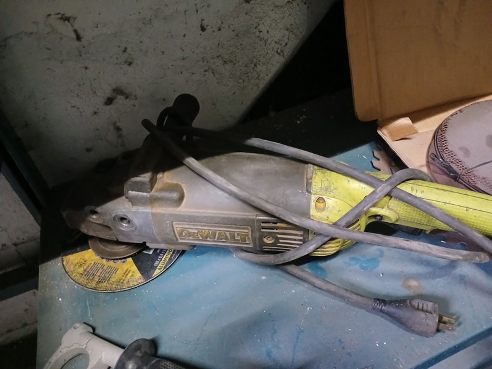 LOT OF ELECTRIC HAND TOOLS - Image 16 of 17