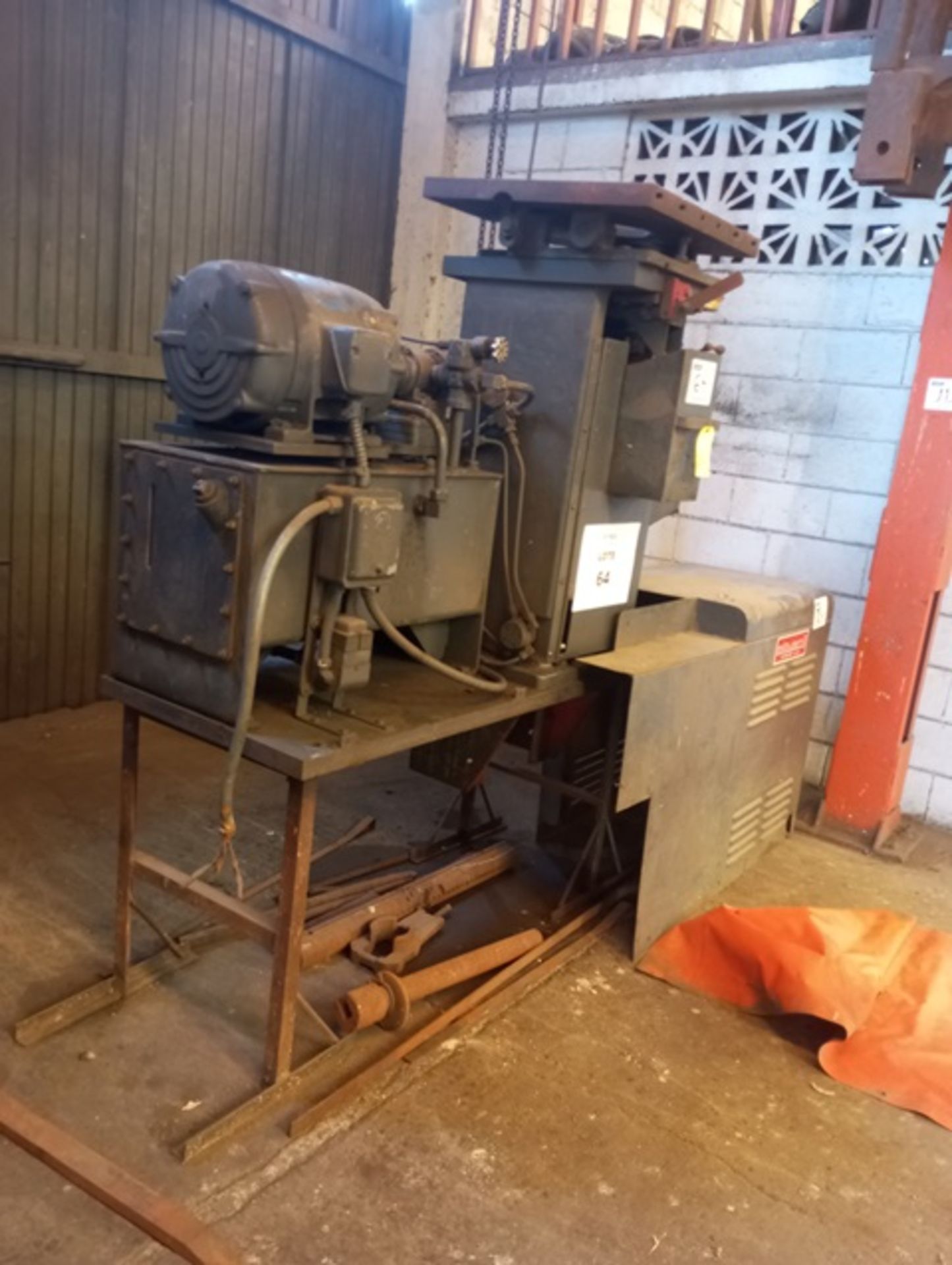 WEDGE MAKING MACHINE - Image 3 of 5