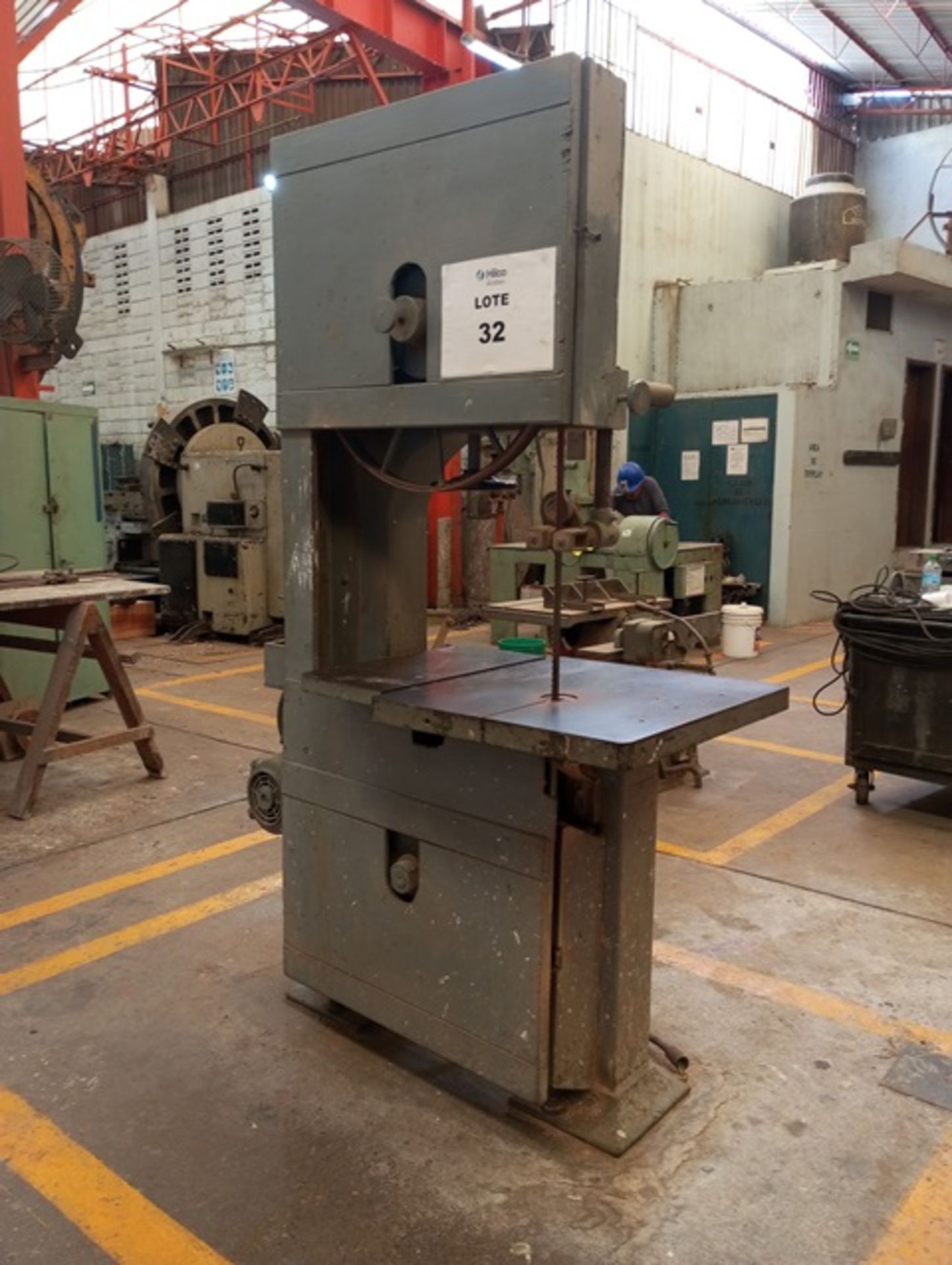 VERTICAL BAND SAW FOR WOOD - Image 4 of 5