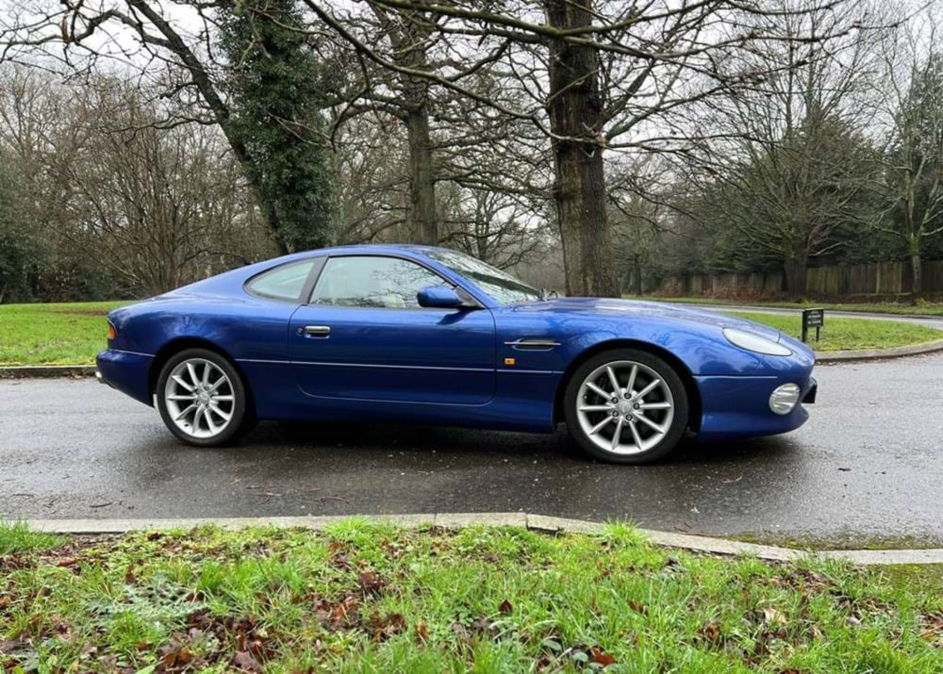 2000 Aston Martin DB7 Vantage Coupé (Manual) - Image 8 of 9