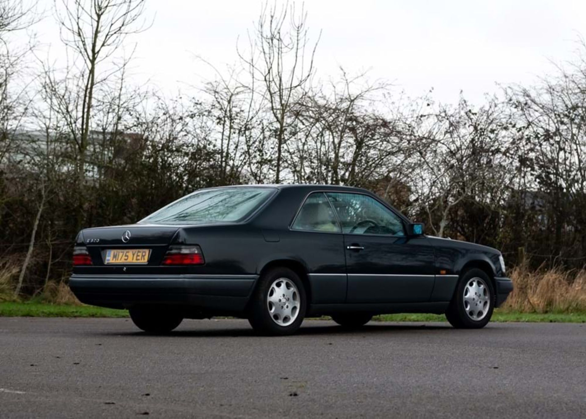 1995 Mercedes-Benz E320 Coupé - Image 9 of 10