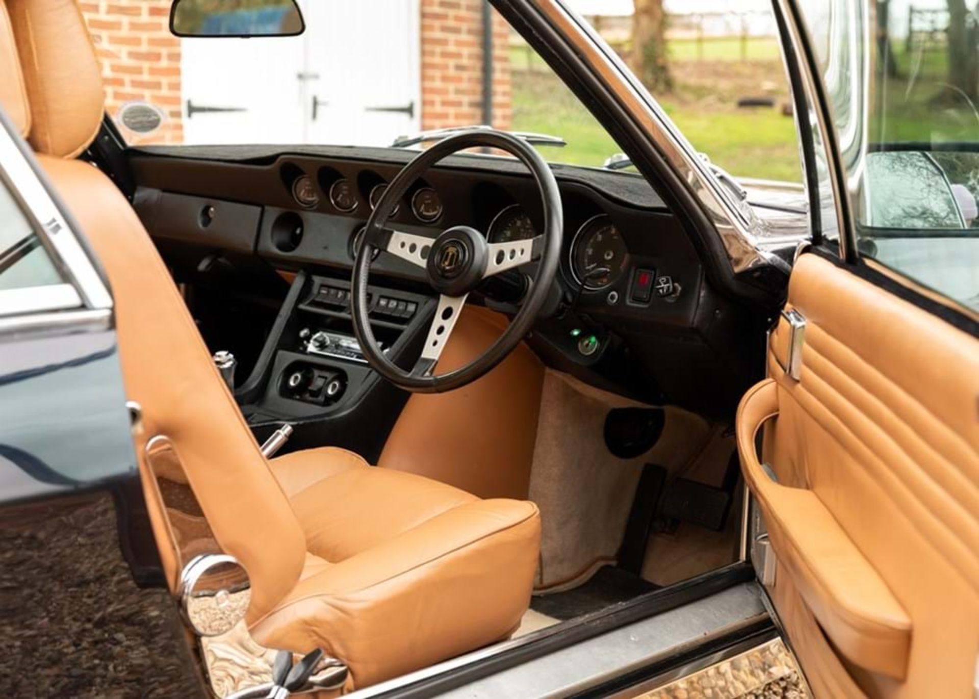 1969 Jensen Interceptor Mk. II - Image 3 of 10