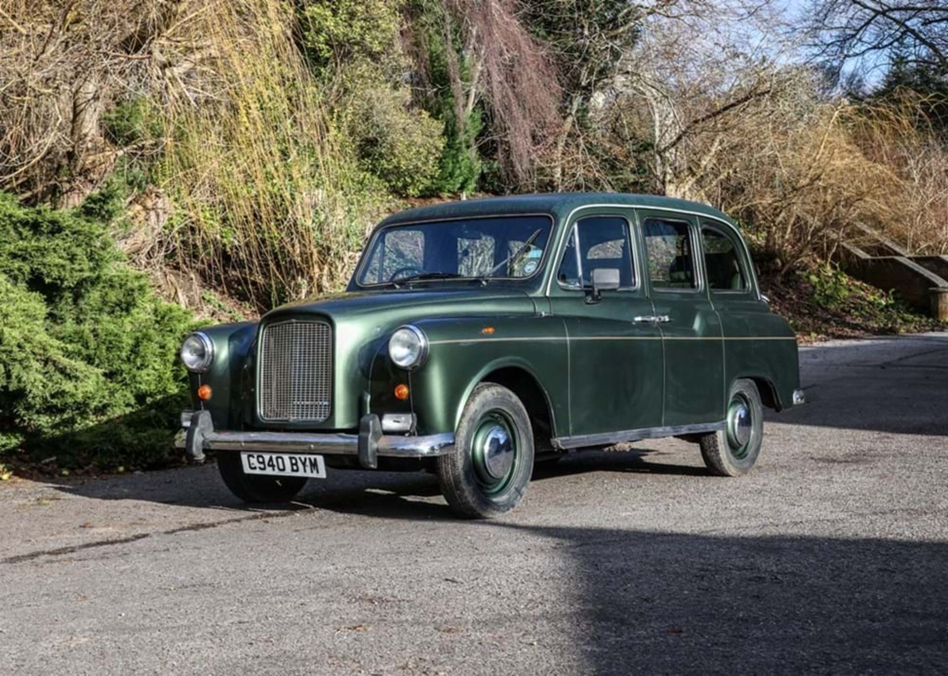 1985 Carbodies Taxi