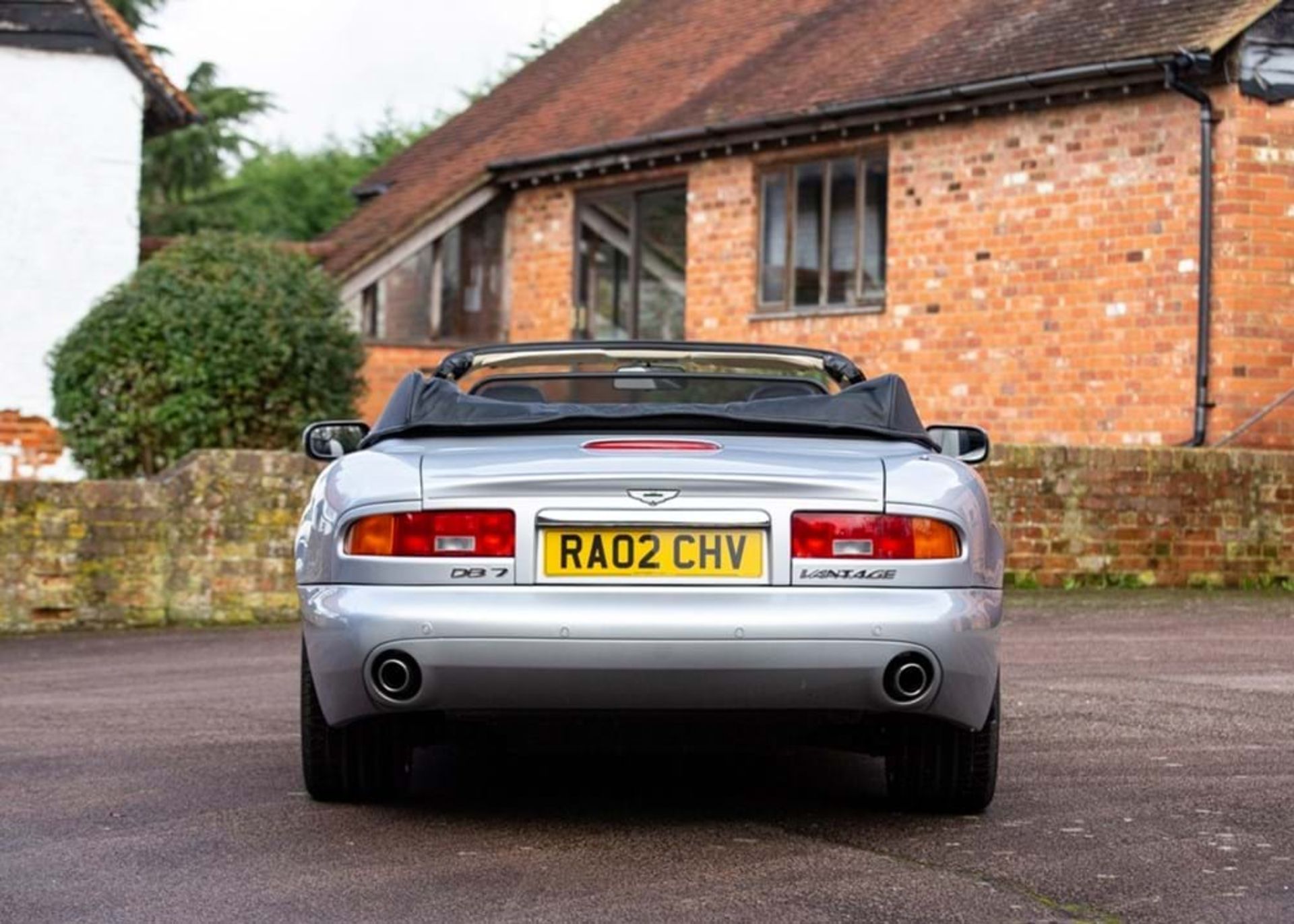 2002 Aston Martin DB7 Vantage Volante - Image 7 of 10