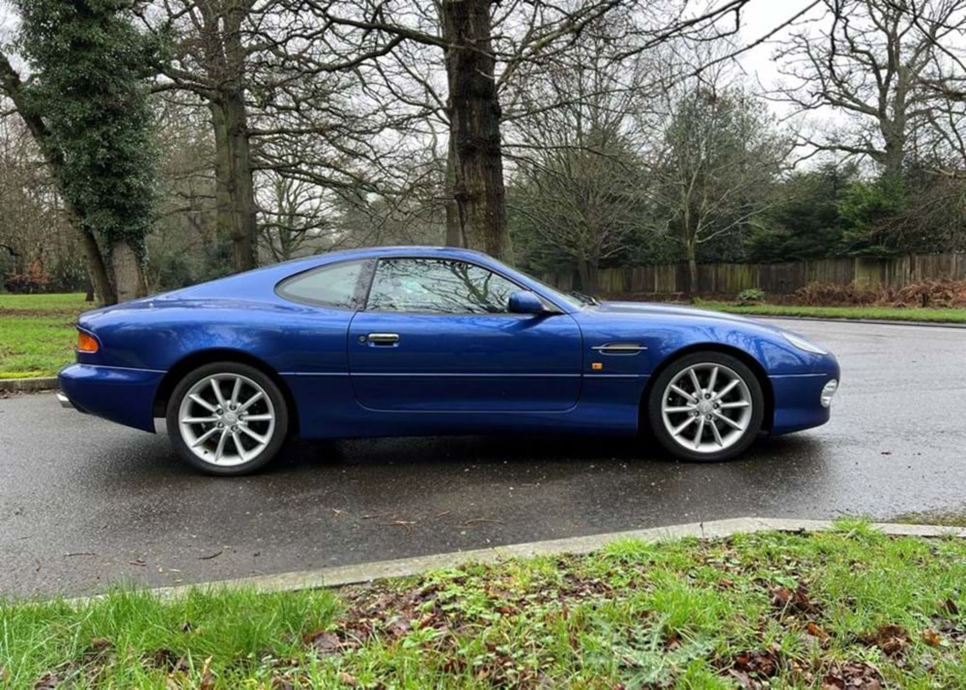 2000 Aston Martin DB7 Vantage Coupé (Manual) - Image 9 of 9