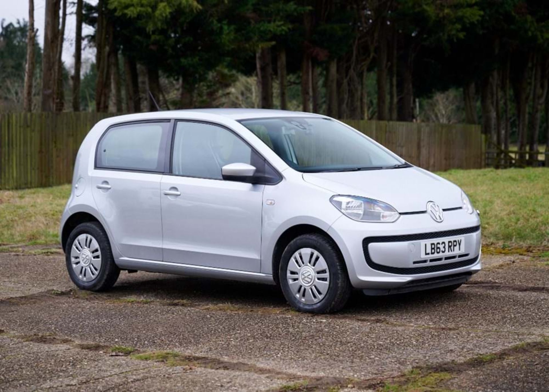 2013 Volkswagen Move Up Auto