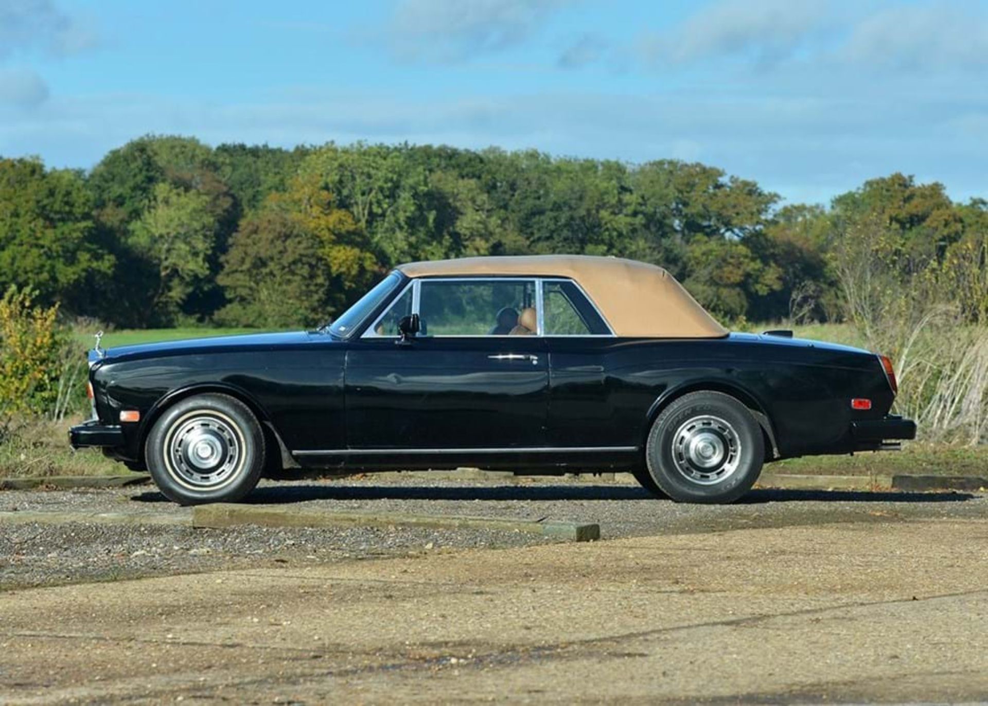 1983 Rolls-Royce Corniche II Convertible - Image 6 of 10