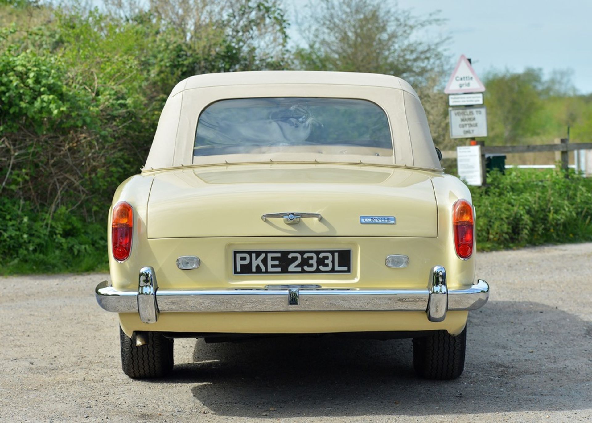 1973 Rolls-Royce Corniche Convertible - Image 10 of 20