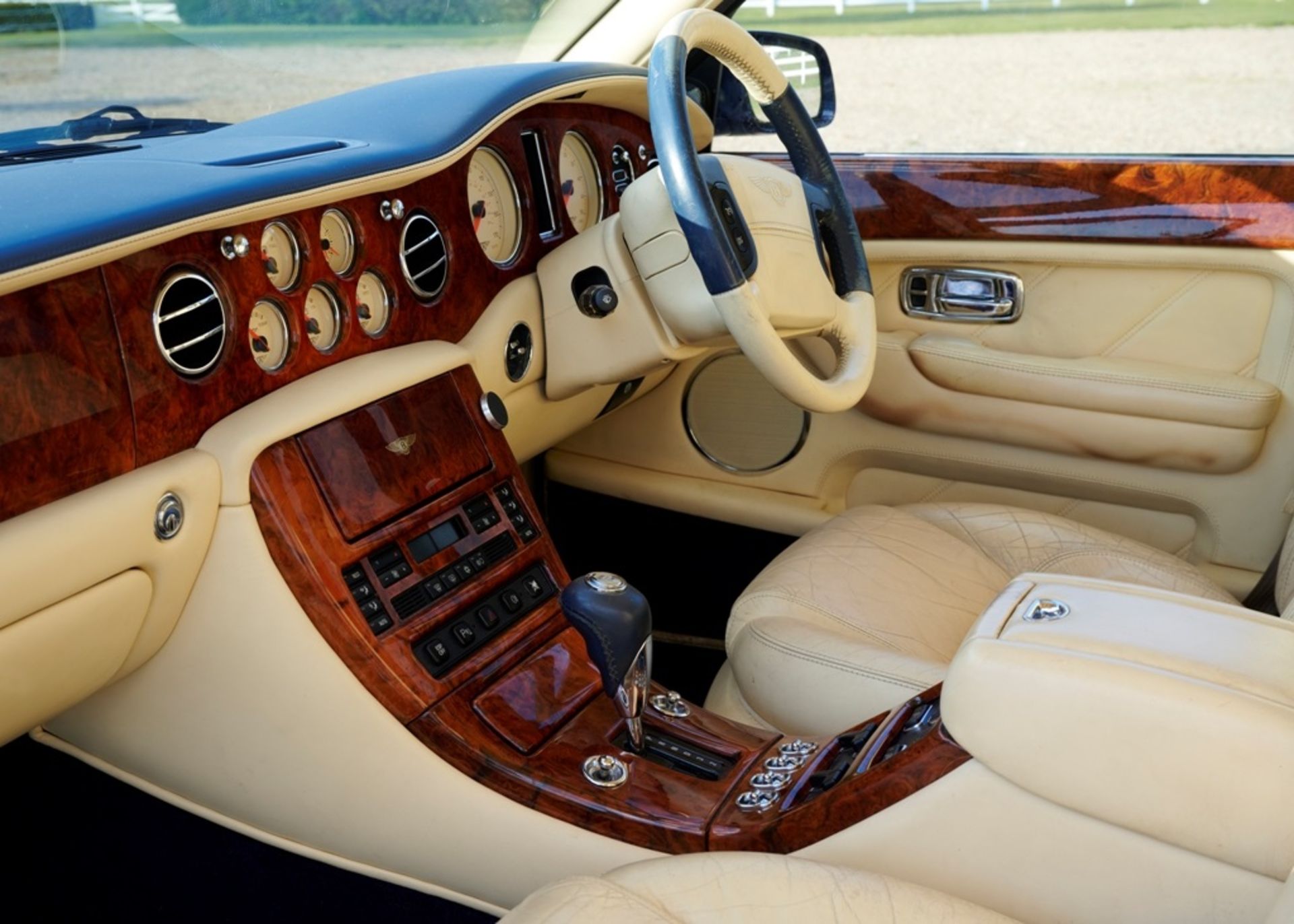 2002 Bentley Arnage R - Image 4 of 12
