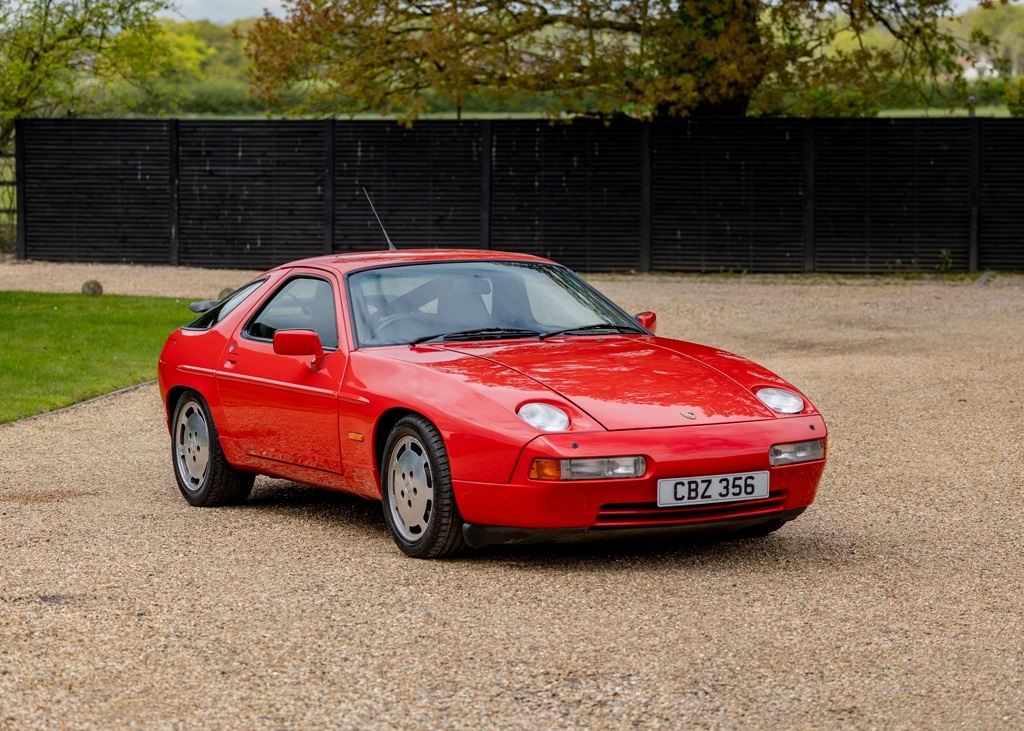 1990 Porsche 928 S4