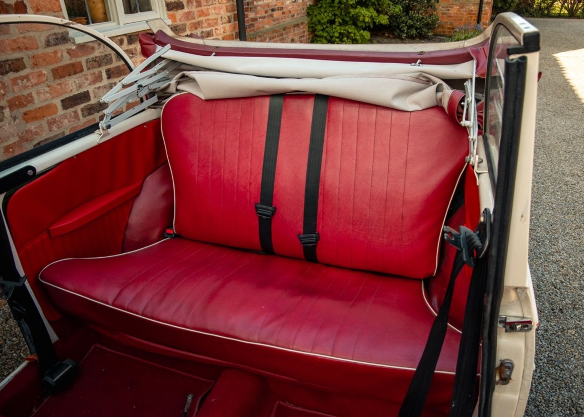 1960 Morris Minor Convertible (Series III) No Reserve - Image 6 of 12