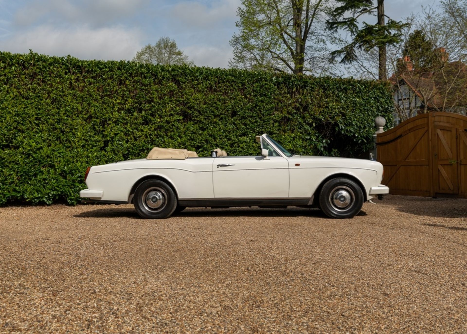 1987 Rolls-Royce Corniche II Convertible - Image 2 of 20