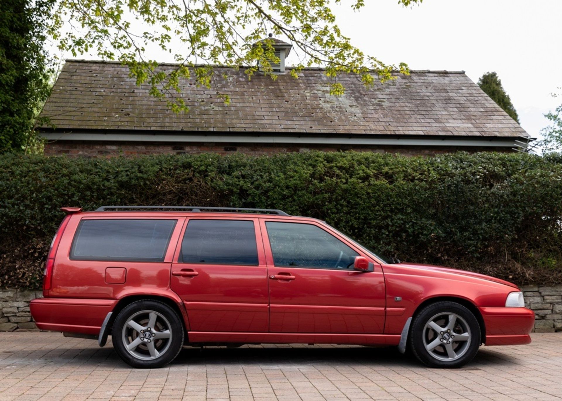 1998 Volvo V70 R Estate AWD No Reserve - Image 2 of 16