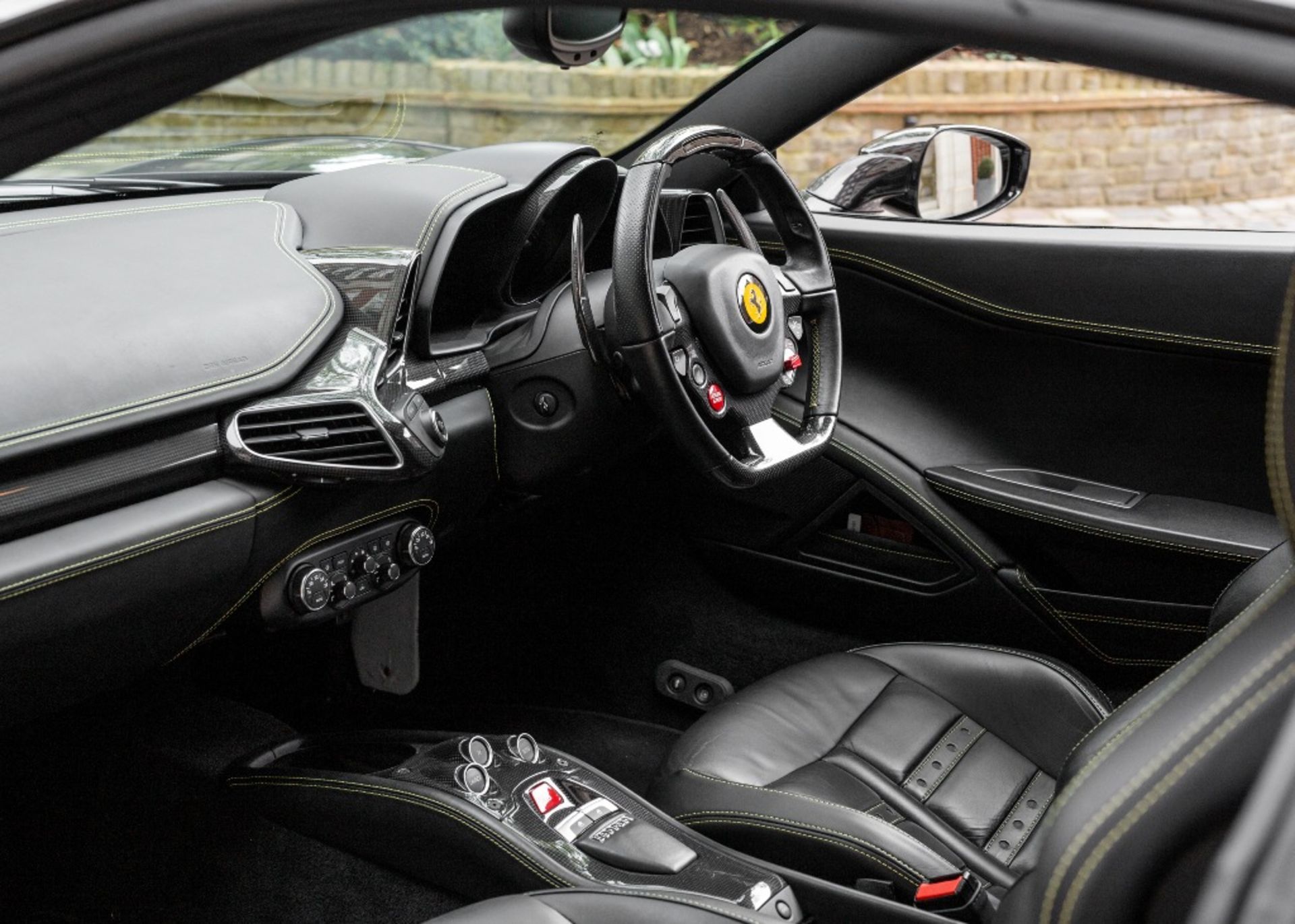 2013 Ferrari 458 Italia - Image 11 of 50