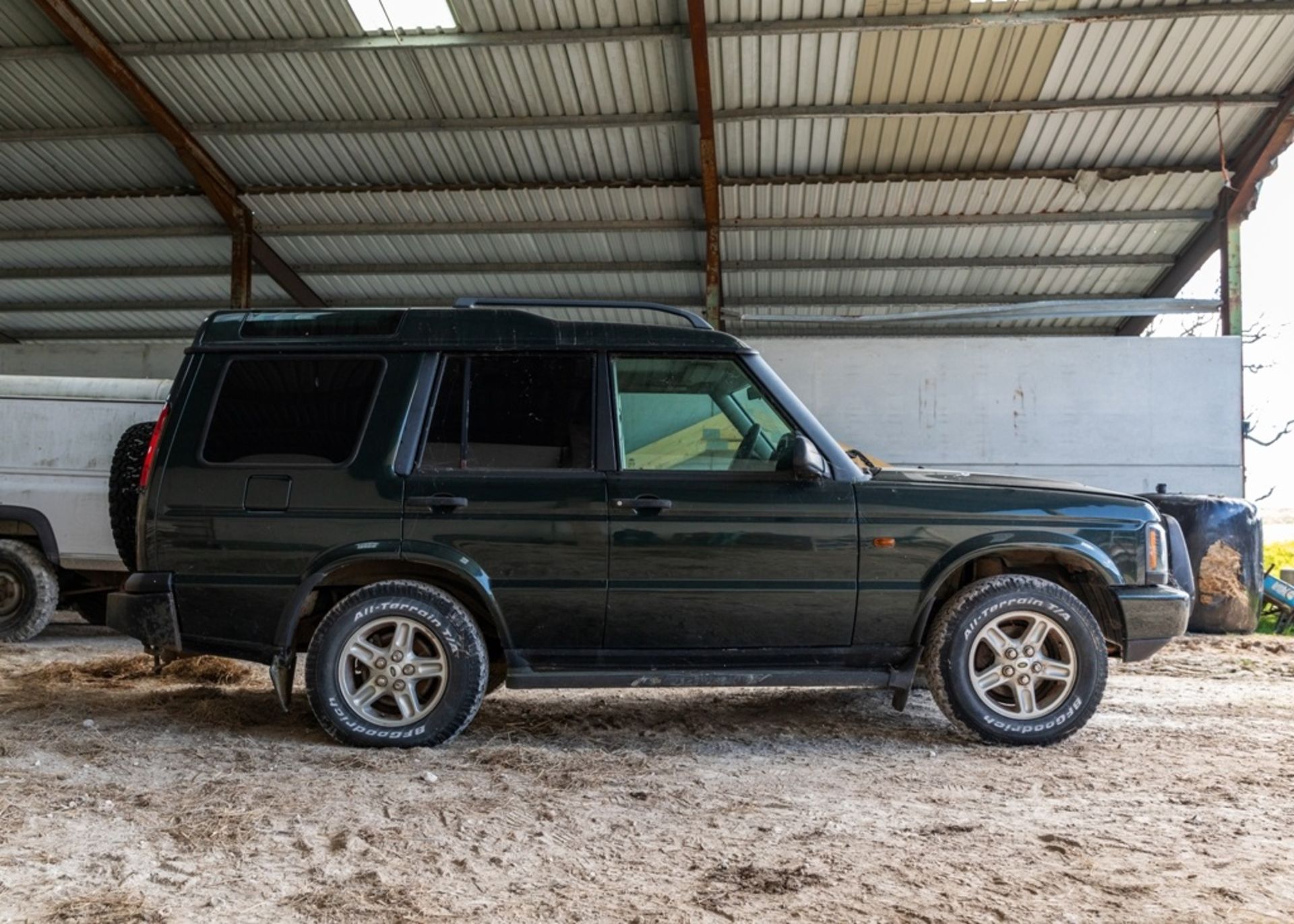 2002 Land Rover Discovery TD5 Commercial No Reserve - Image 2 of 10