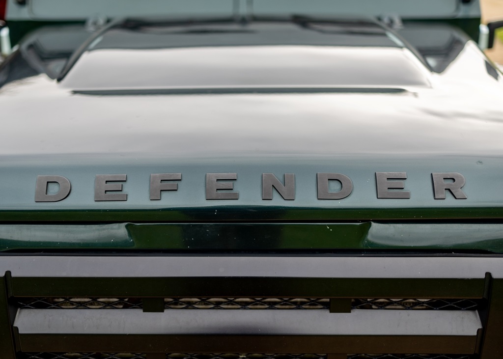 2015 Land Rover Defender 90 TD - Image 19 of 33