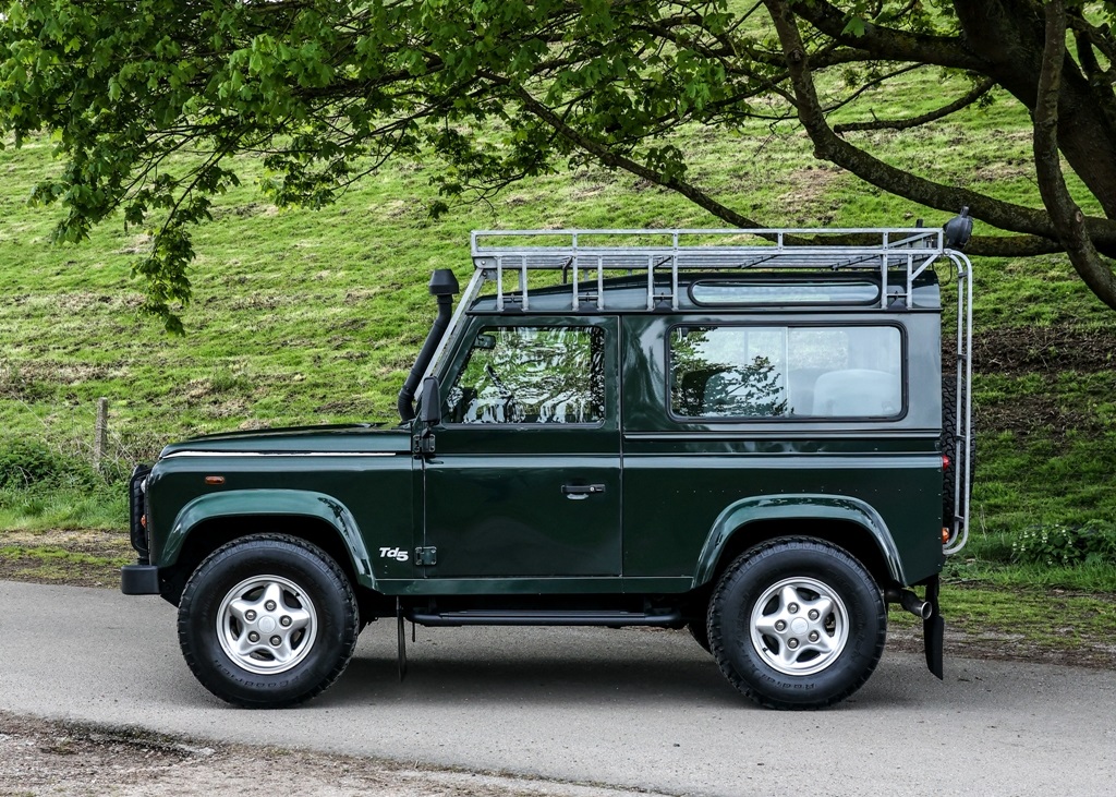 2000 Land Rover Defender 90 Country Station Wagon No Reserve - Image 2 of 16