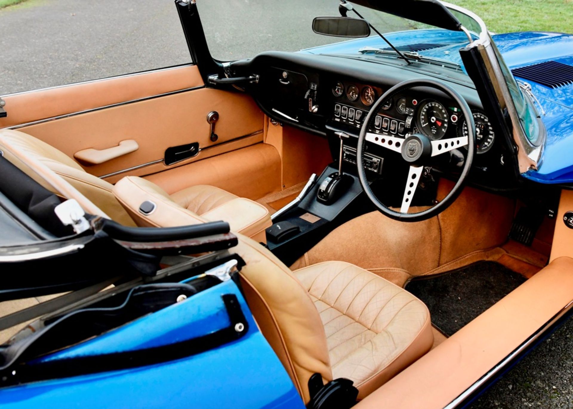 1974 Jaguar E-Type Series III - Image 13 of 14