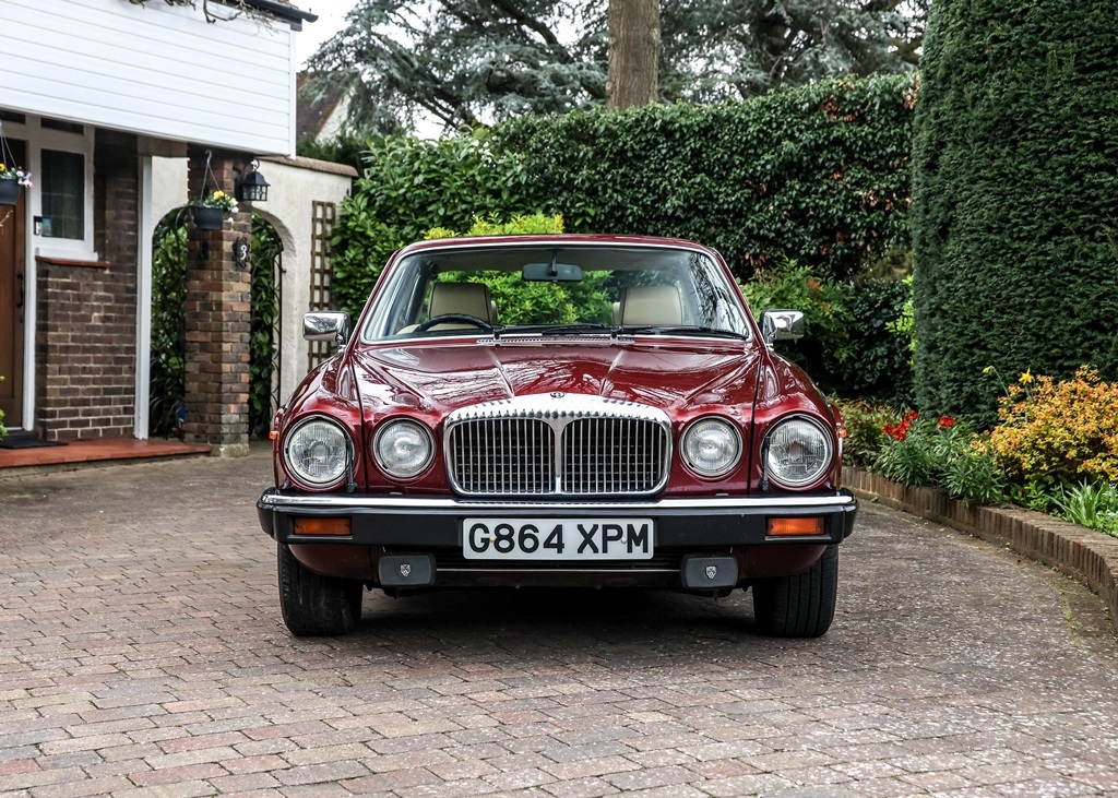 1990 Daimler Double-Six Series III (5.3 Litre) No Reserve - Image 6 of 19