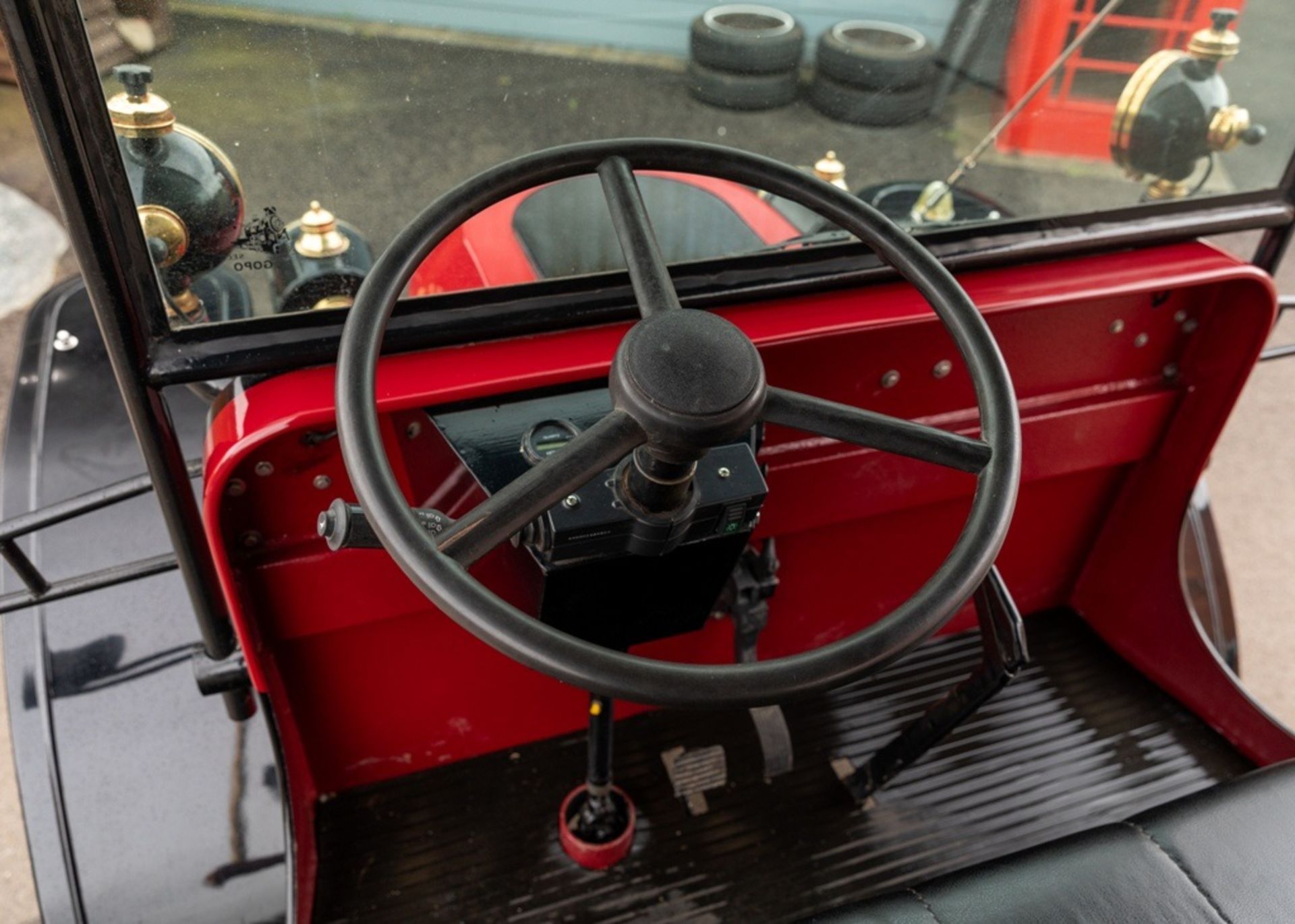 Electric Replica Stanley Mountain Wagon - Image 5 of 11