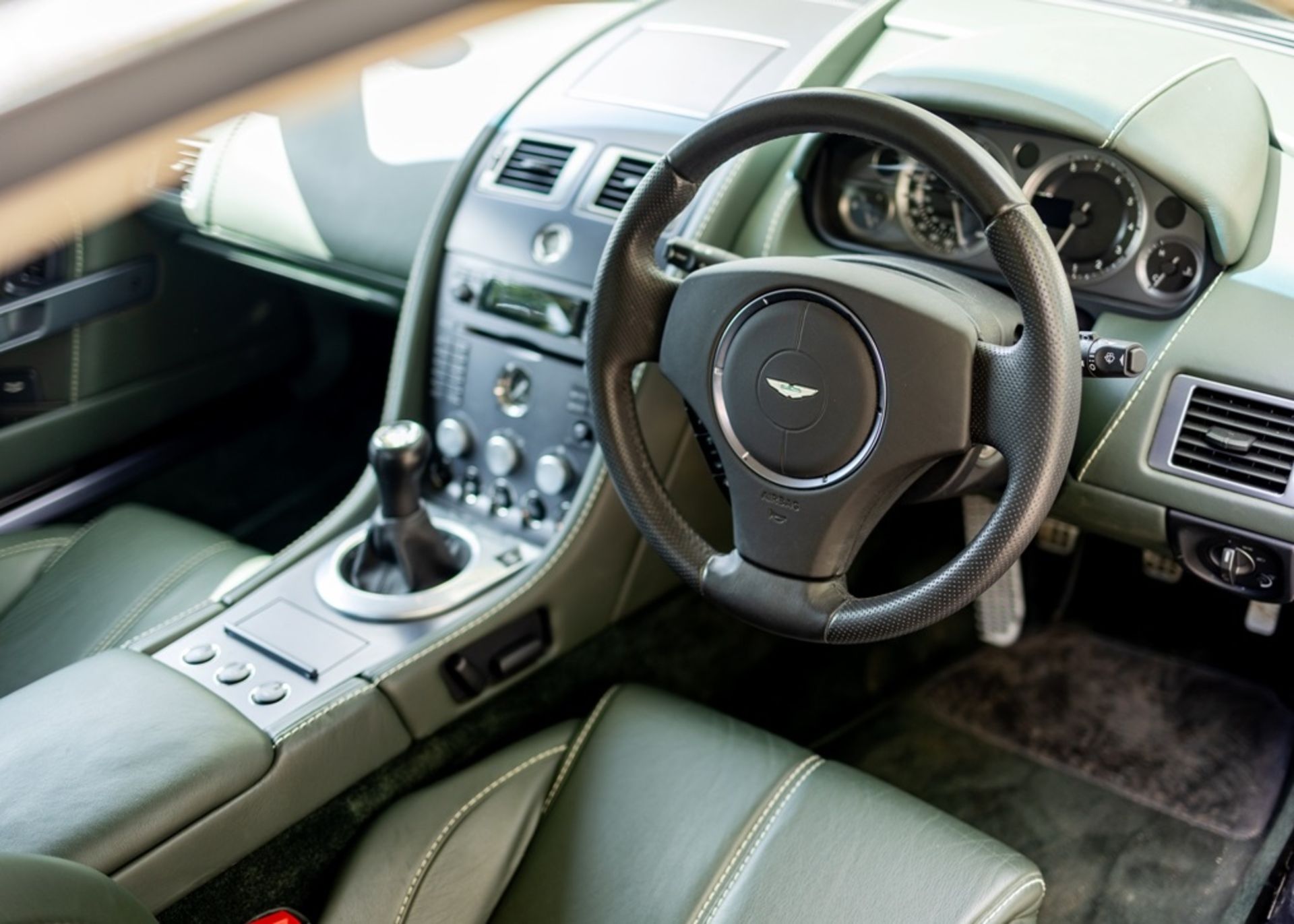 2007 Aston Martin V8 Vantage - Image 4 of 14