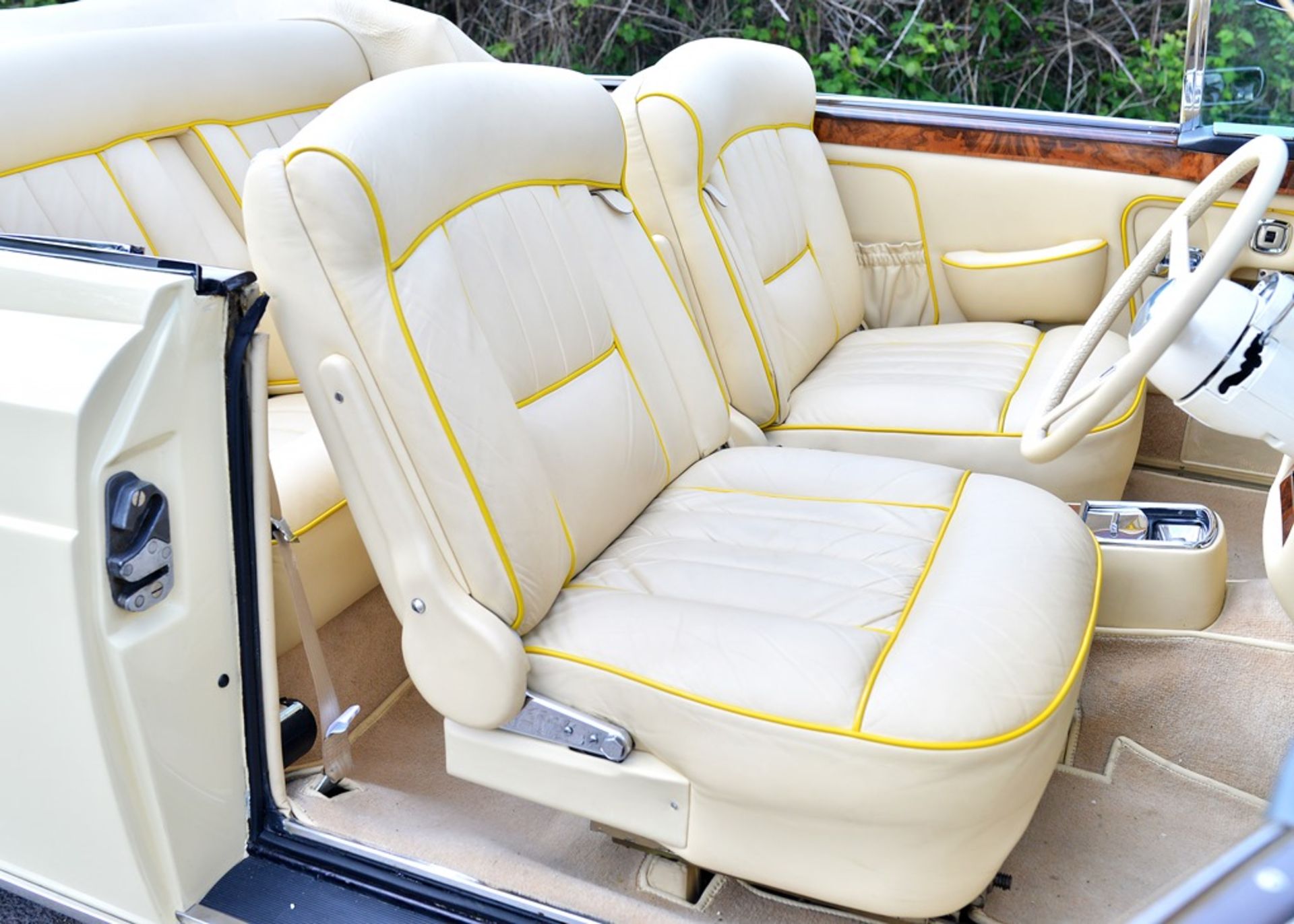 1973 Rolls-Royce Corniche Convertible - Image 12 of 20