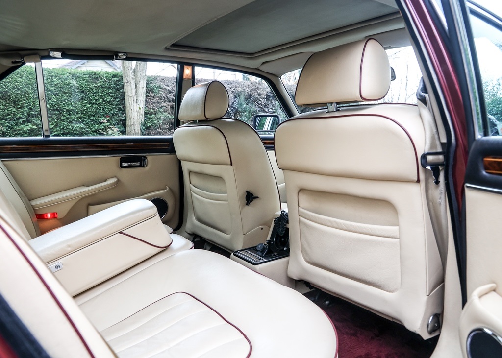 1990 Daimler Double-Six Series III (5.3 Litre) No Reserve - Image 11 of 19