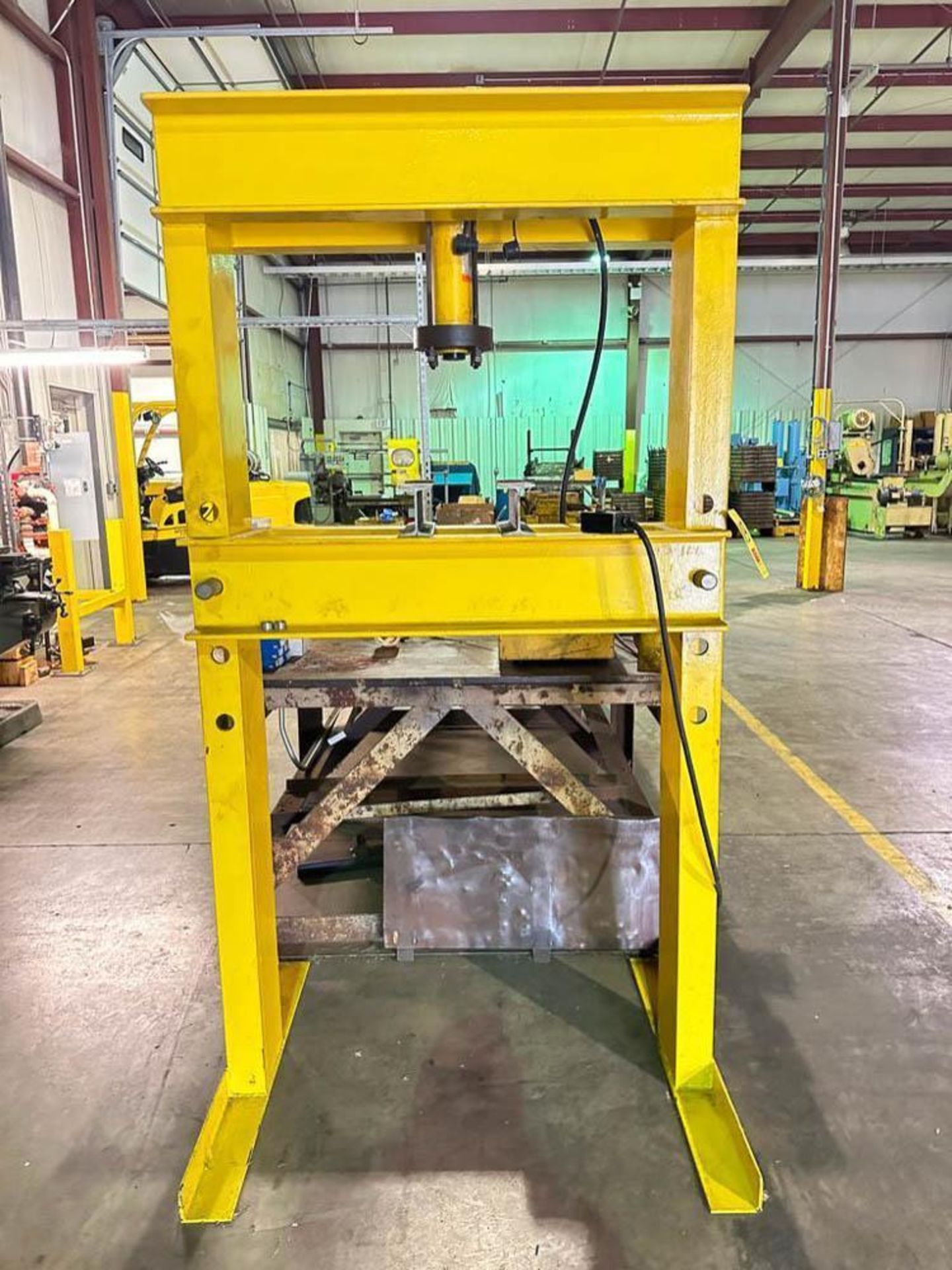 5 Ton Capacity Shop Press - Rigging/Loading Fee: 200