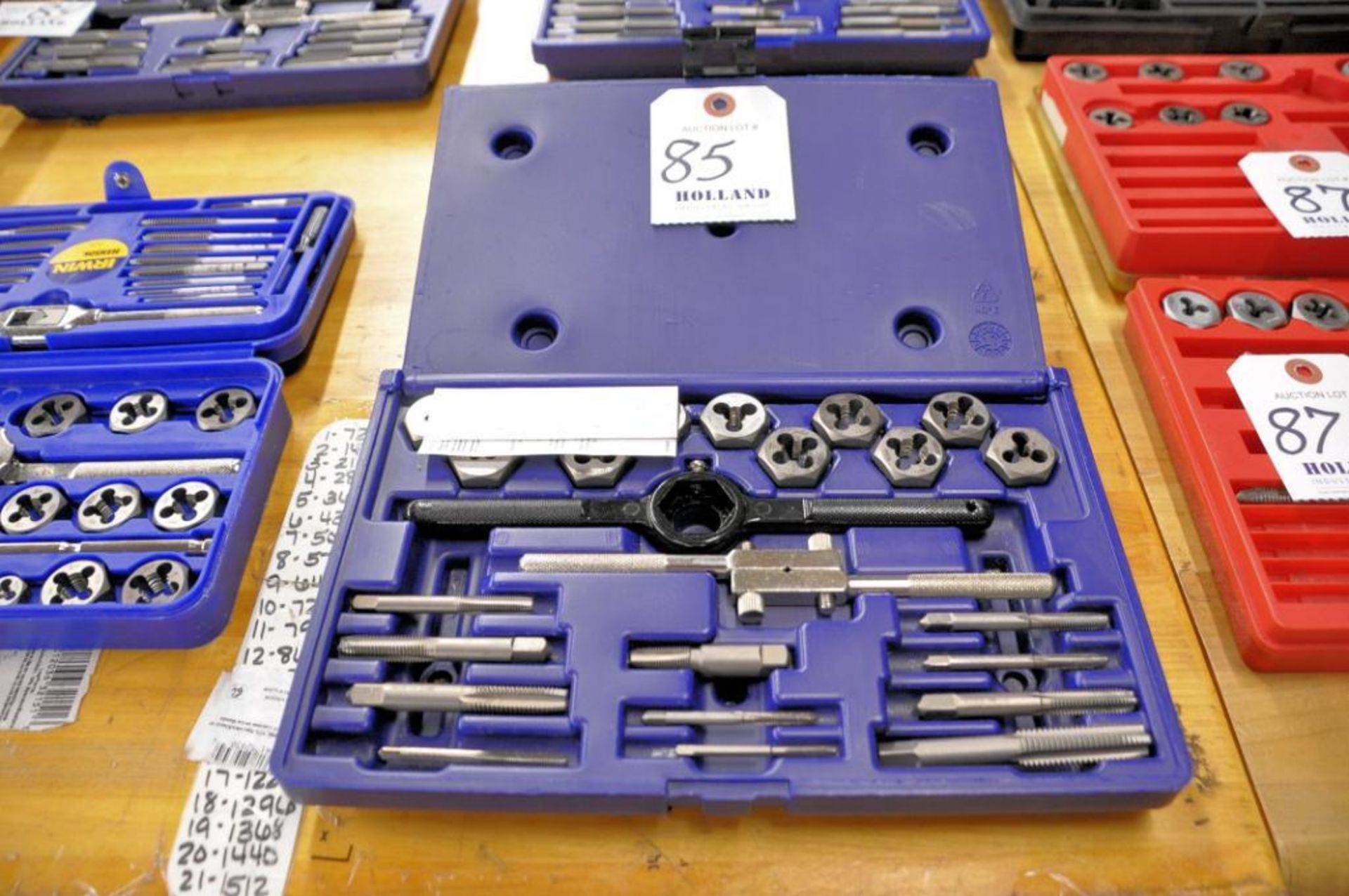 Irwin Hanson 24-Piece Metric Hex Tap and Die Set with Case