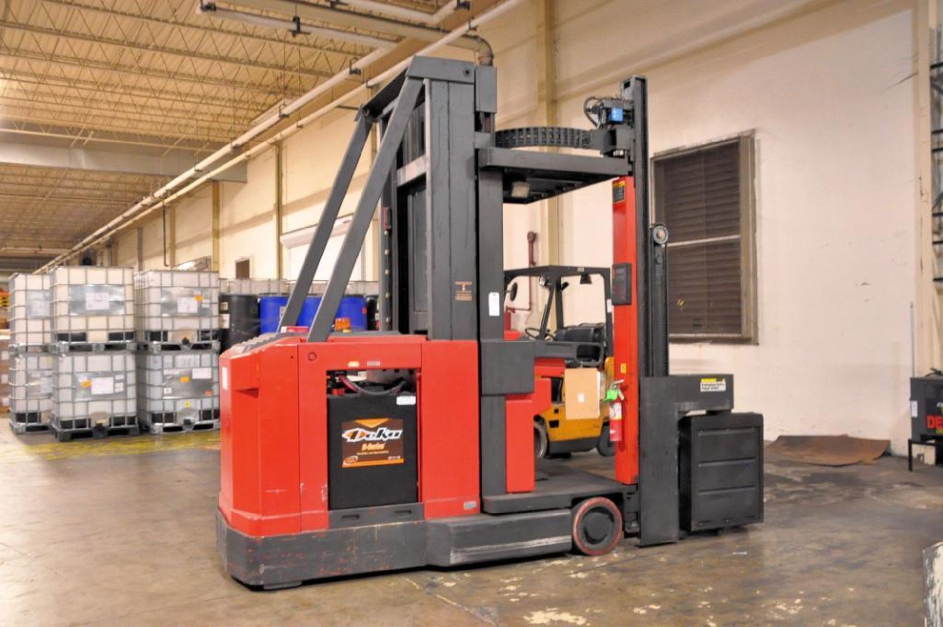 Raymond Model 537-CSR30T 3,000-lb. Capacity Electric Seated Order Picker, S/N: 1A206643; 226 in. Rea - Image 2 of 3