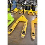 Global 5,500-lb. Capacity Hand Pallet Jack