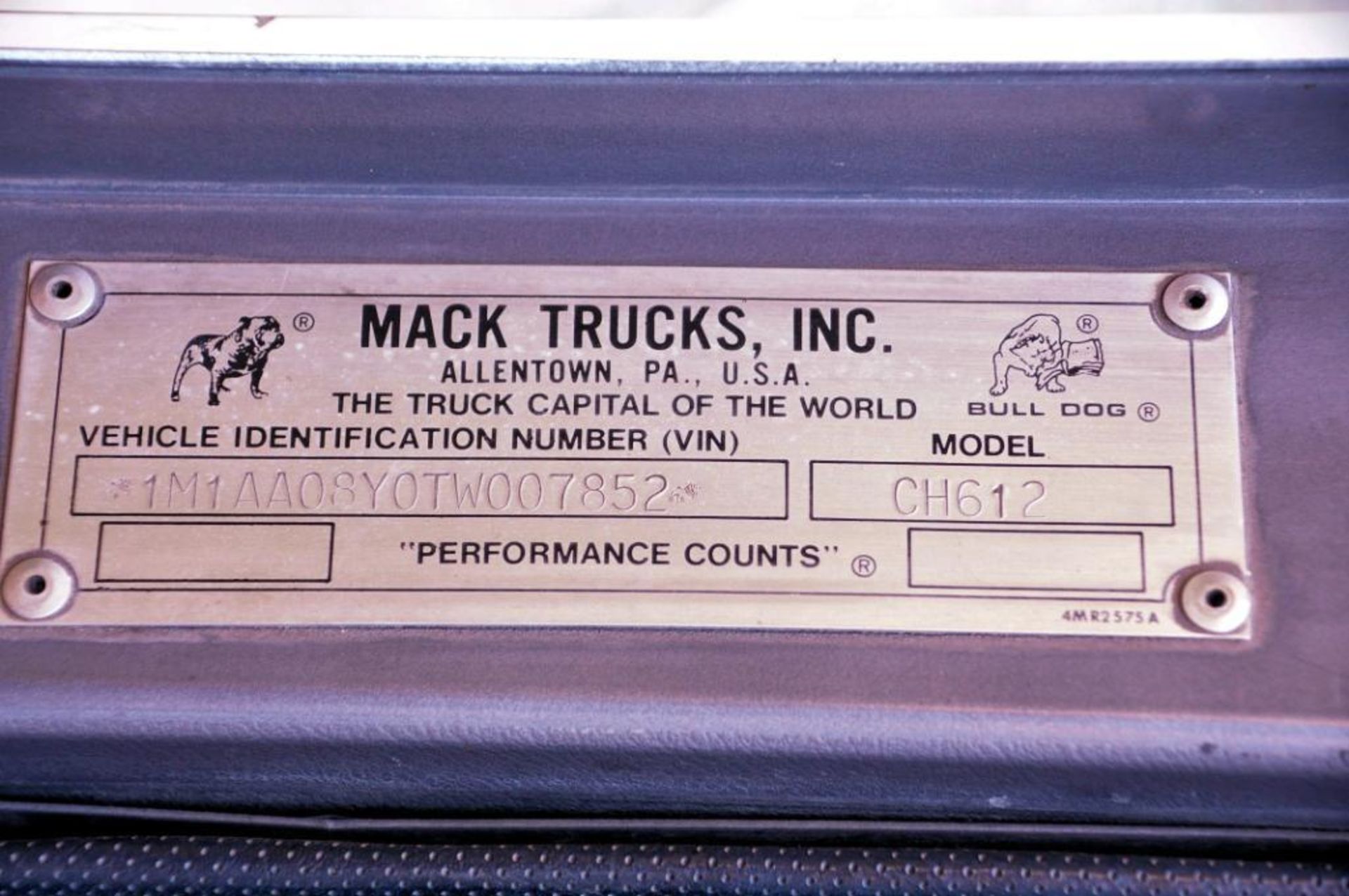 1996 Mack Model CH612, VIN 1M1AA08Y0TW007852, 112 "BBC Conv Cab SBA Tractor 4X2, MILEAGE 439,639 (19 - Image 5 of 5