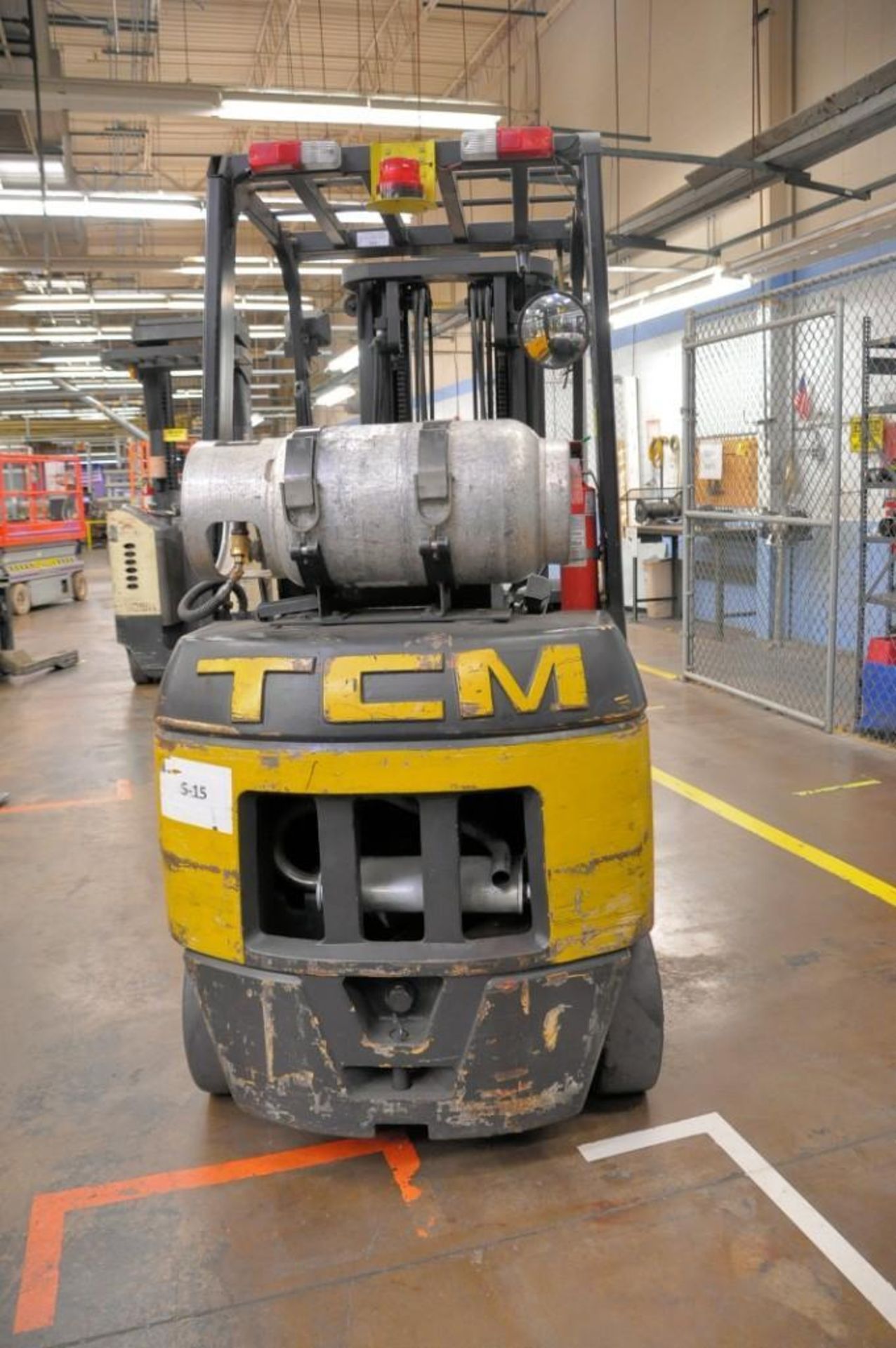 TCM Model FCG20T7T 3,000-lb. Capacity LP-Gas Forklift Truck, S/N: 415E00539; 189 in. Lift, 2,500-lb. - Image 3 of 4