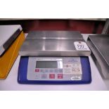 Mettler Toledo Model Viper SL-12 24-lb. Capacity Benchtop Counting Scale