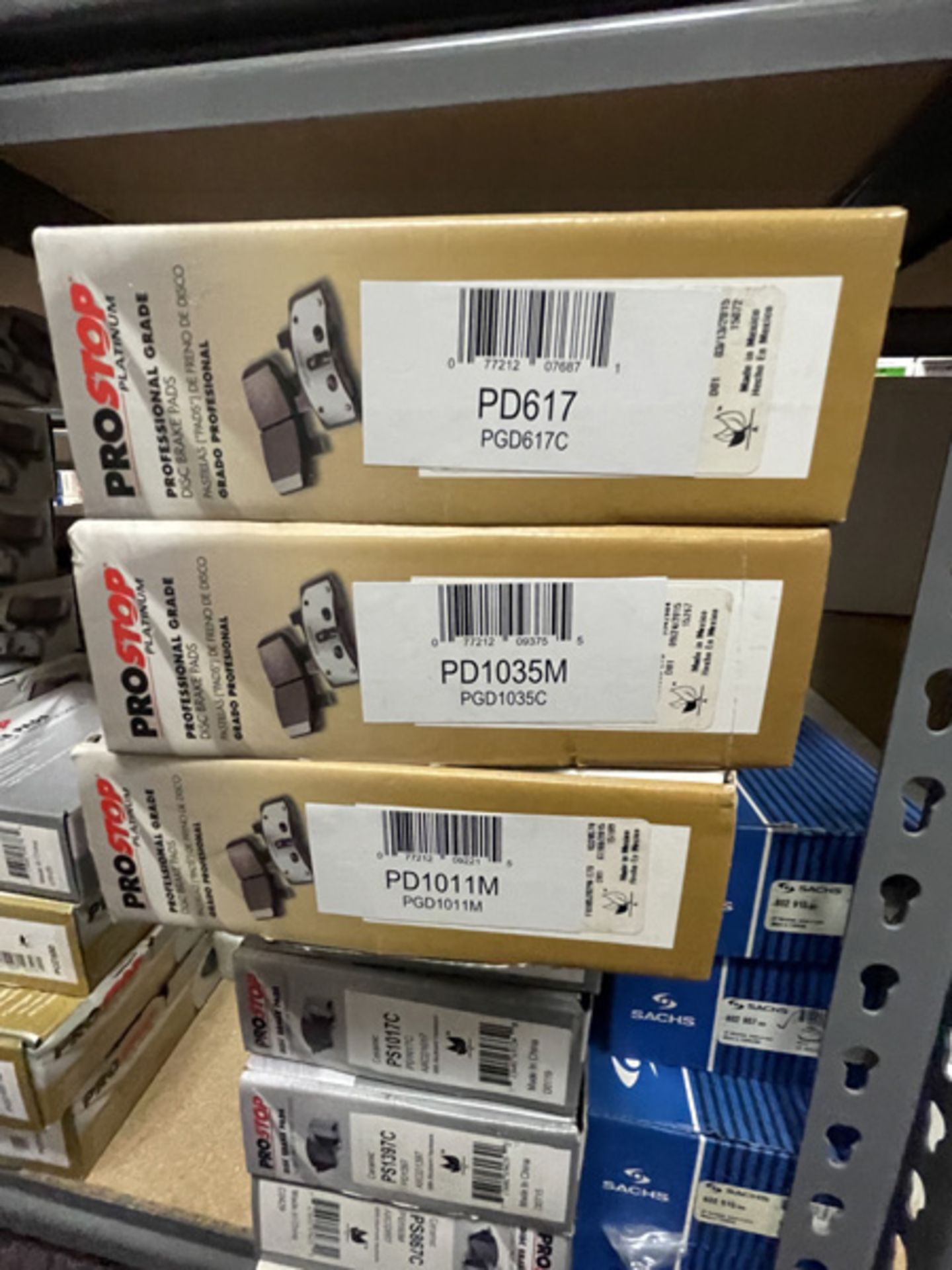 LOT - APPROXIMATELY (36) ASSORTED PROSTOP DISC BRAKE PADS. (2) PROSTOP BRAKE DRUMS, (5) PROSTOP BRAK - Image 7 of 11