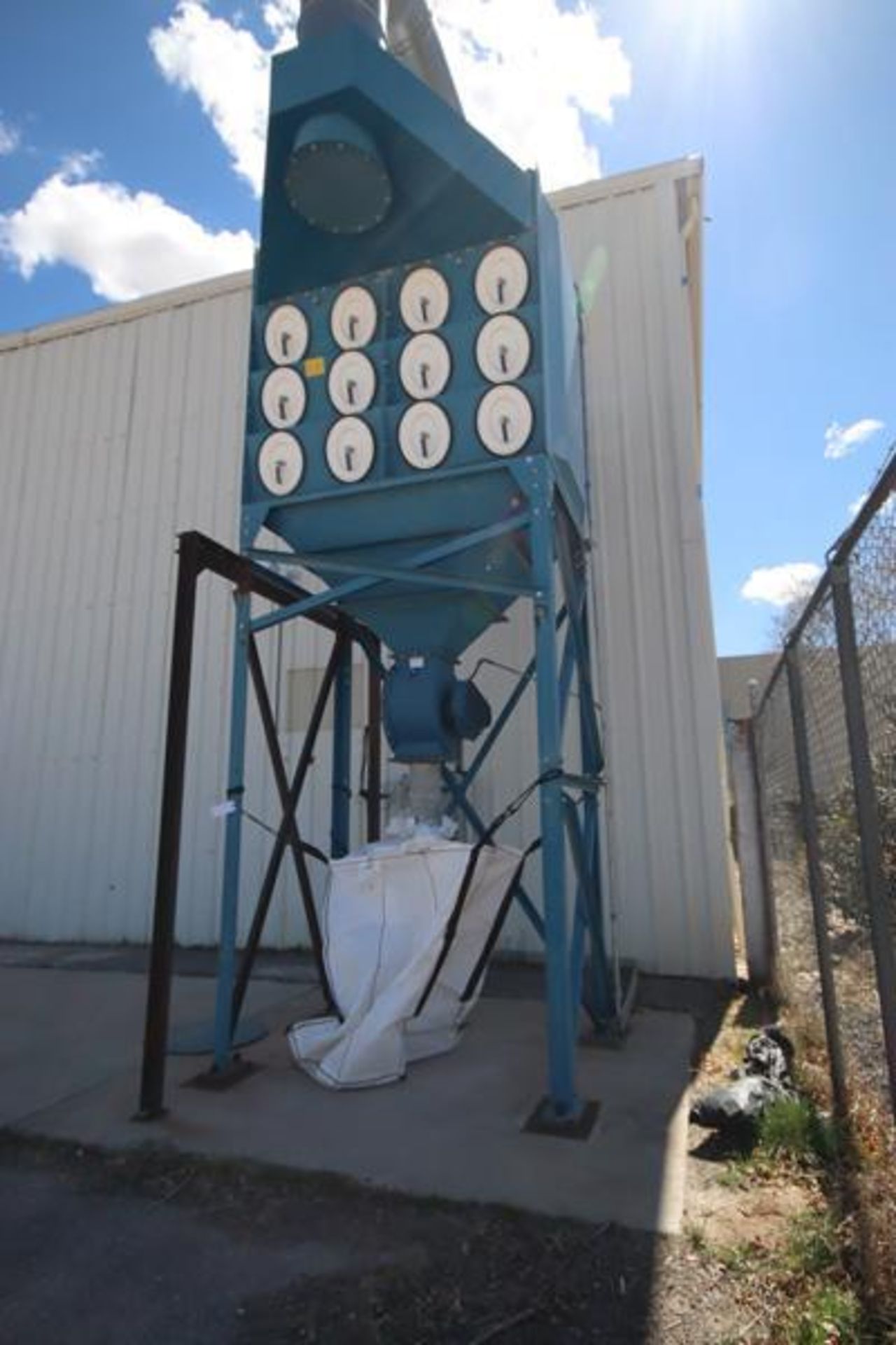 Donaldson Torit Dust Collector #5, 12 Cartridge - Image 2 of 3