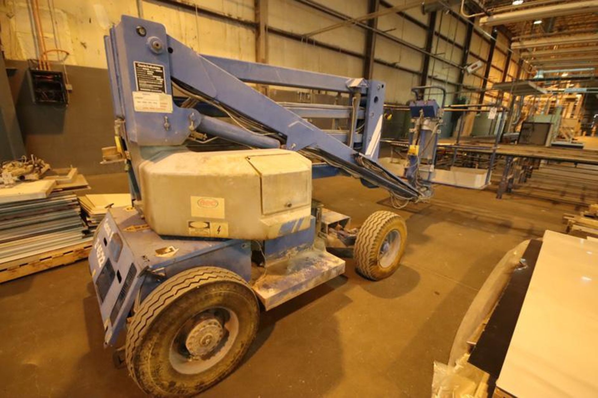 Genie Industries Model Z-45/22 manlift. S/N 4588-1737, 500 lb. max. workload, 45' max work platform - Bild 2 aus 4