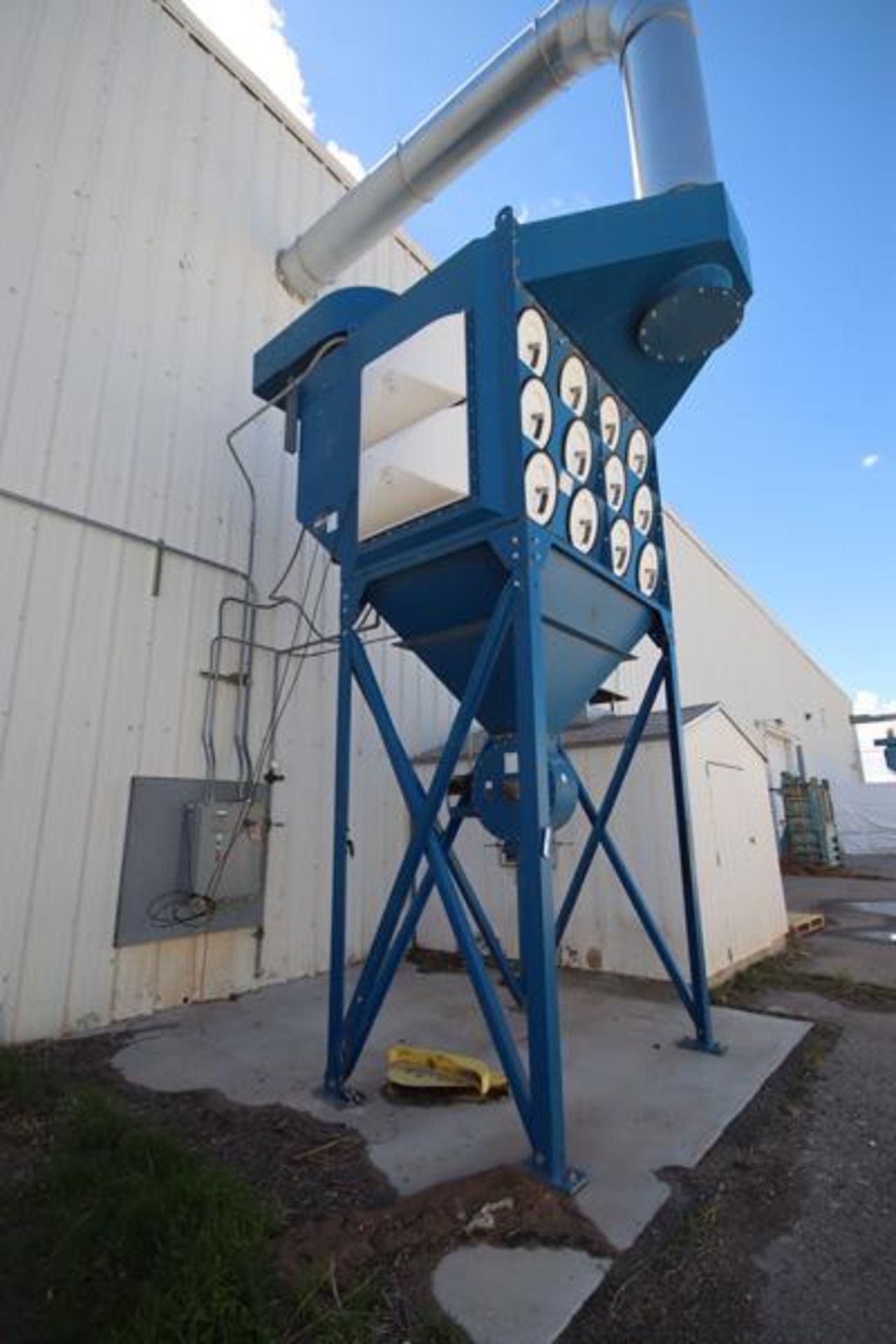Donaldson Torit Dust Collector, #6, Model DF03-24, S/N# 3895642-1, 30HP, 230/460/3/60 - Image 2 of 2