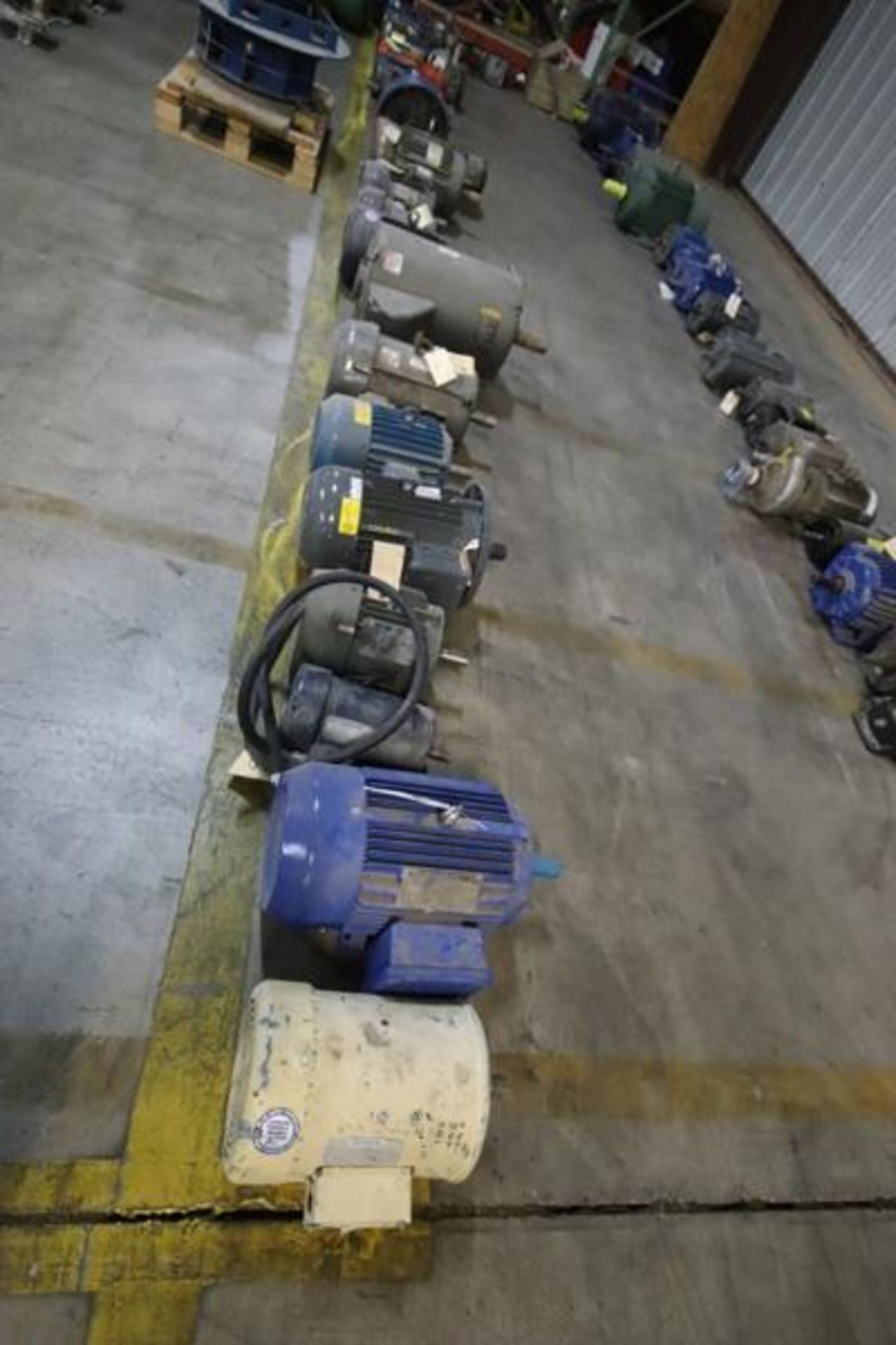 Row of Motors 23 Units, to 60 HP - Image 2 of 8