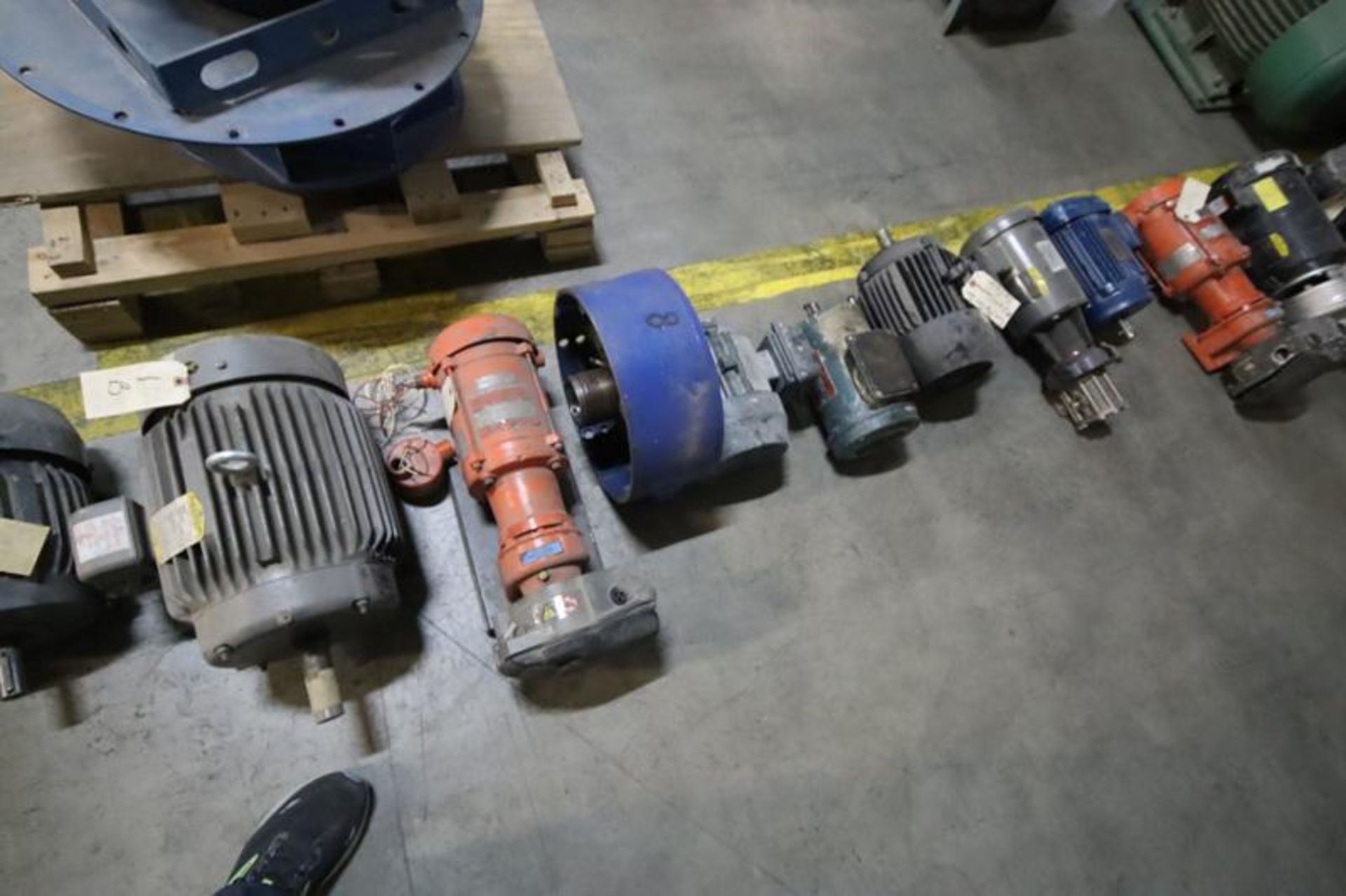 Row of Motors 23 Units, to 60 HP - Image 6 of 8