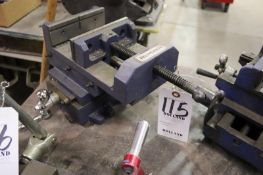 6" 2-Axis Vise on Swivel Base