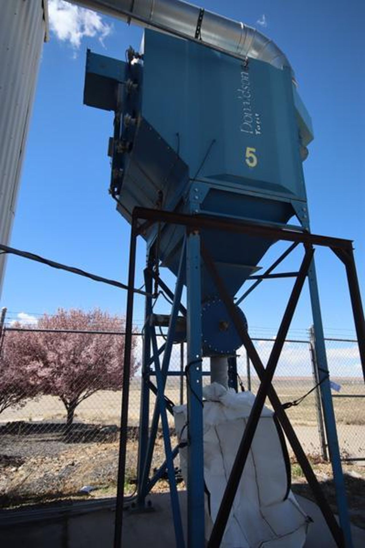 Donaldson Torit Dust Collector #5, 12 Cartridge - Image 3 of 3