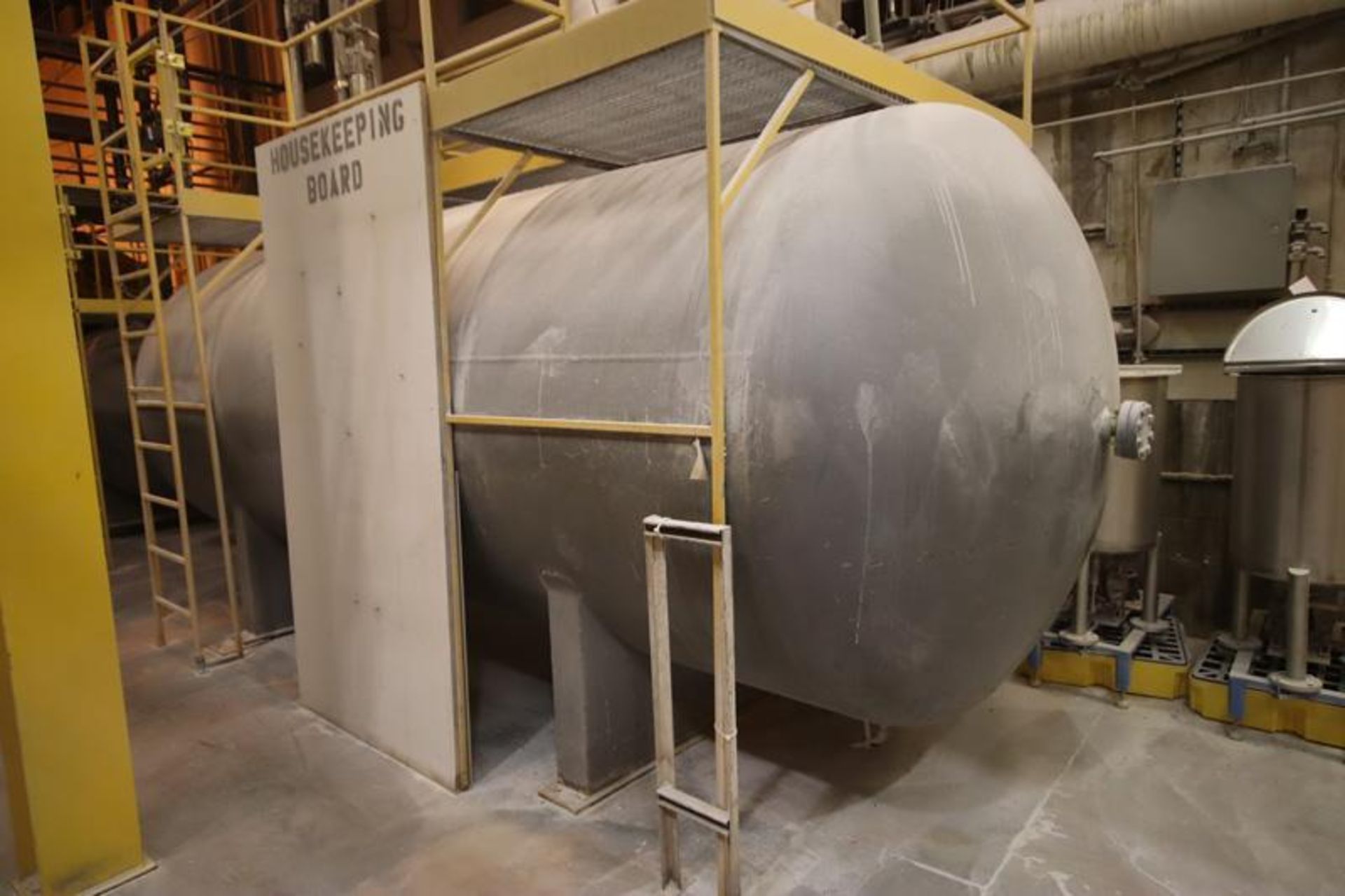 Alameda Tank Company approx. 3,500 gallon carbon steel horizontal nitrogen tank - Image 4 of 4