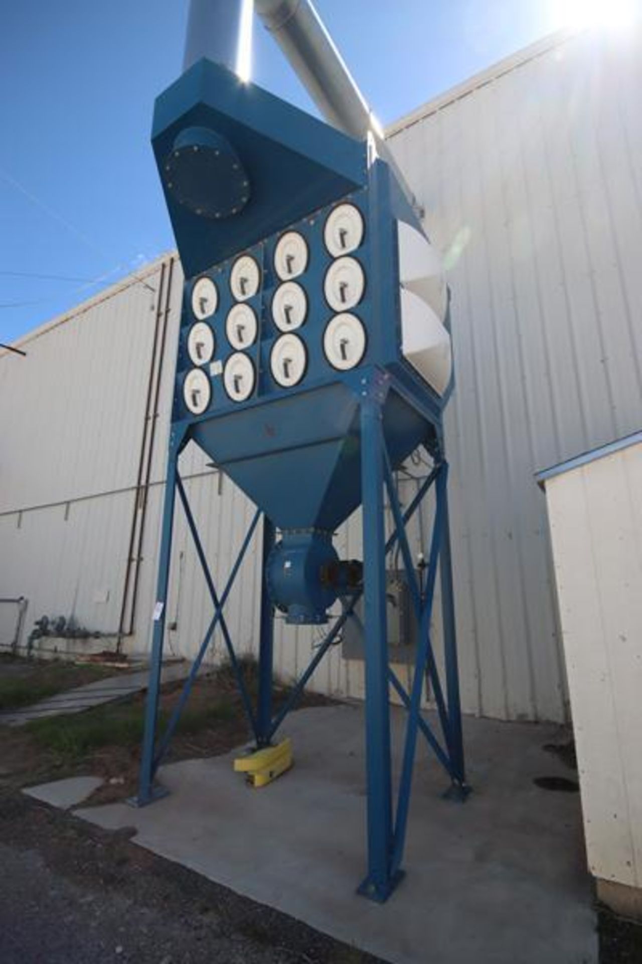 Donaldson Torit Dust Collector, #6, Model DF03-24, S/N# 3895642-1, 30HP, 230/460/3/60