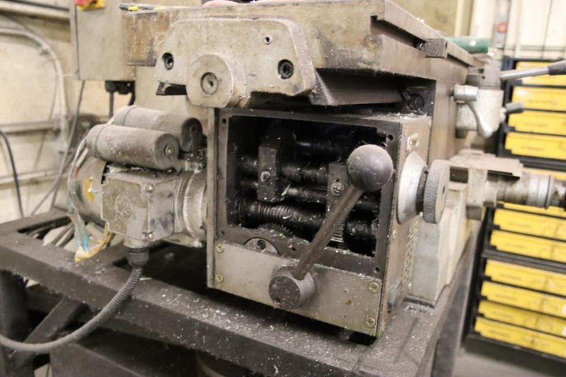 LX-329 Mill Bench Drilling and Milling Machine S/N#6048, 9"x31" Table - Image 3 of 3