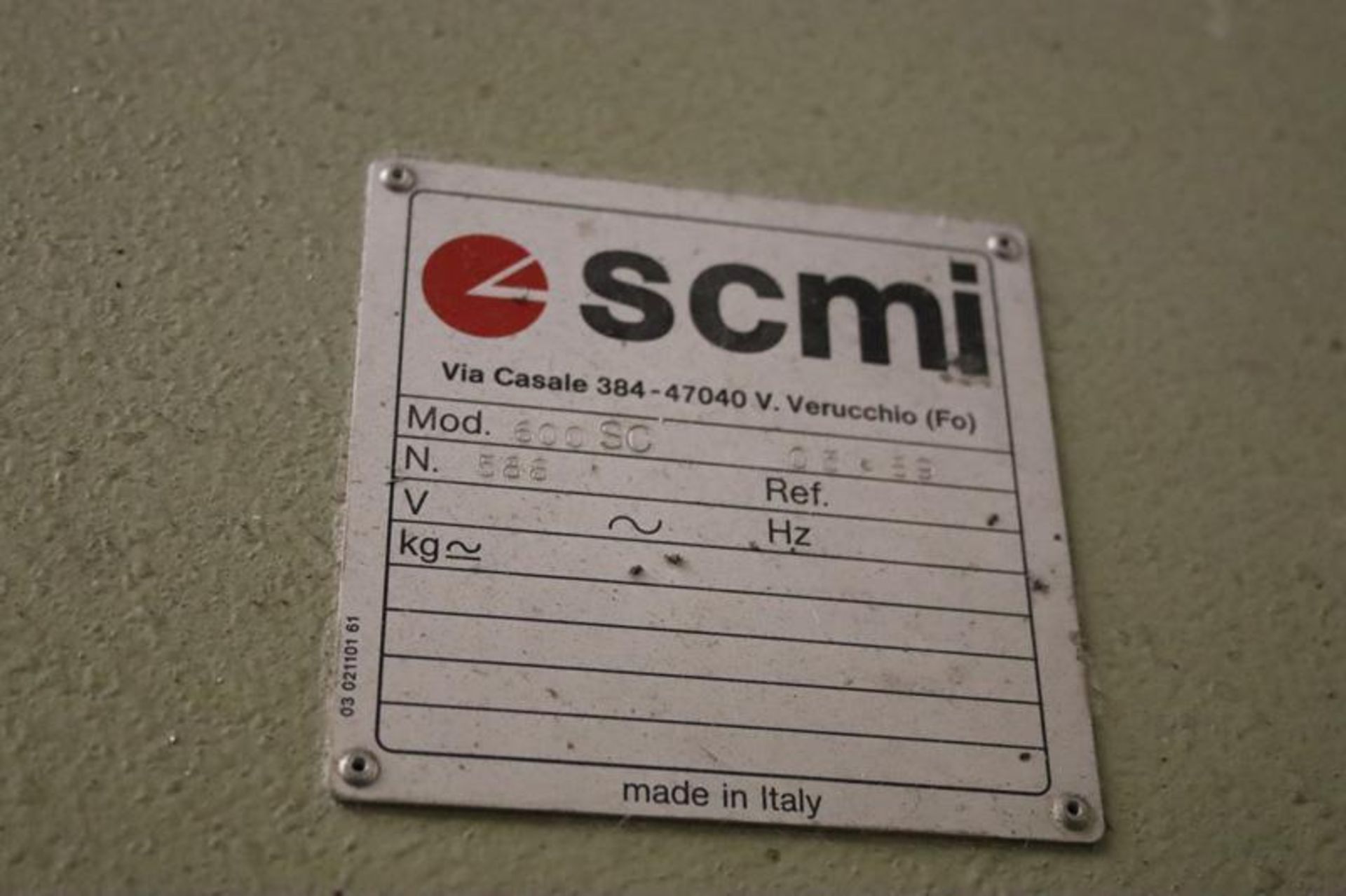 SCMI Vertical Band Saw Model 600SC, S/N#588, 1989, 22" Throat, 23"x32" Table - Image 3 of 3