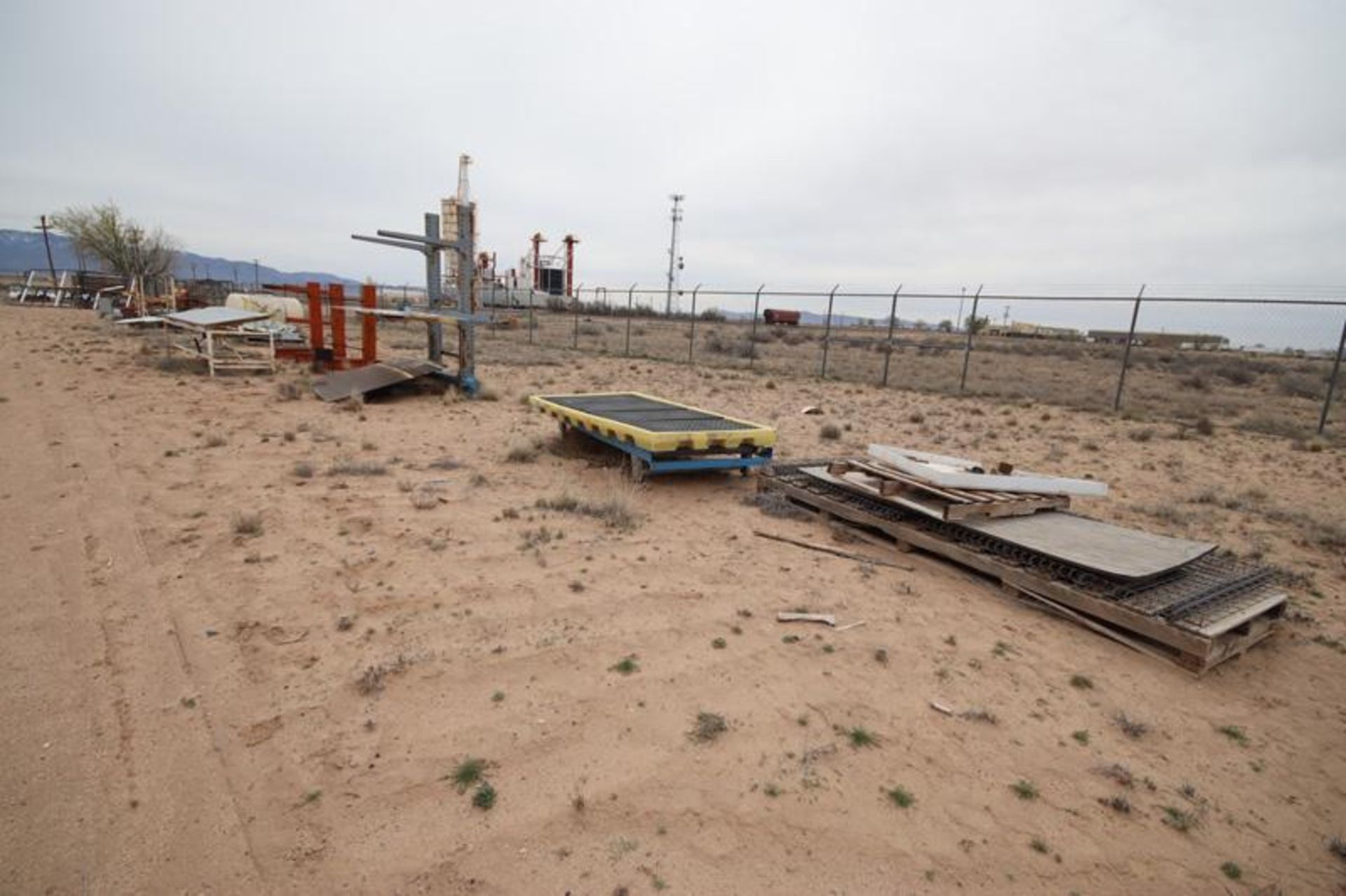 Contents of the South Yard (Does Not Include Machine Shop Air Compressor) Curtic Air Compressors, LP - Image 4 of 15